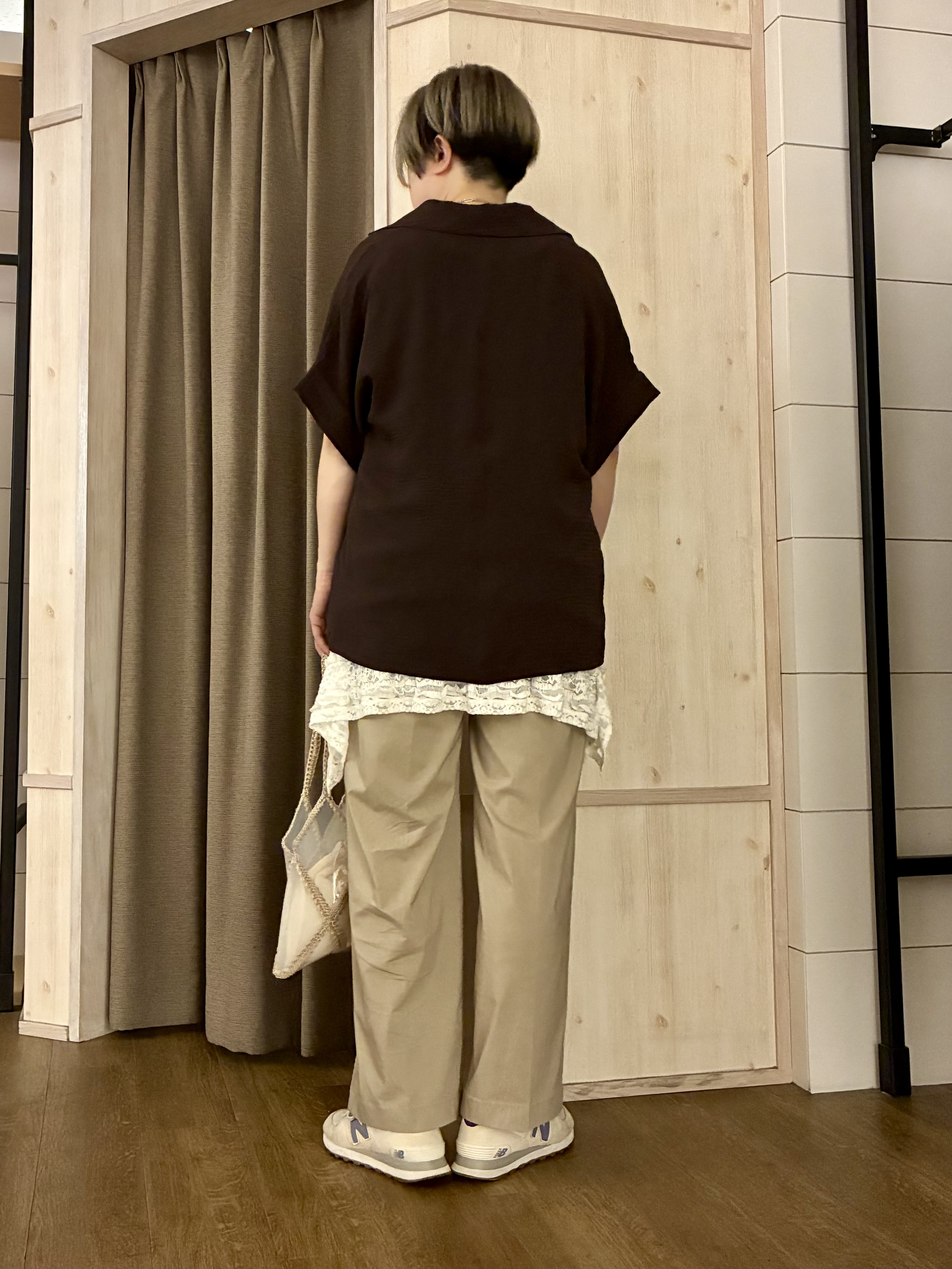 aiさんの「THE SHOP TK｜【吸水速乾/UV/防しわ】軽く羽織りたい半袖ジャケット」を使ったコーディネート