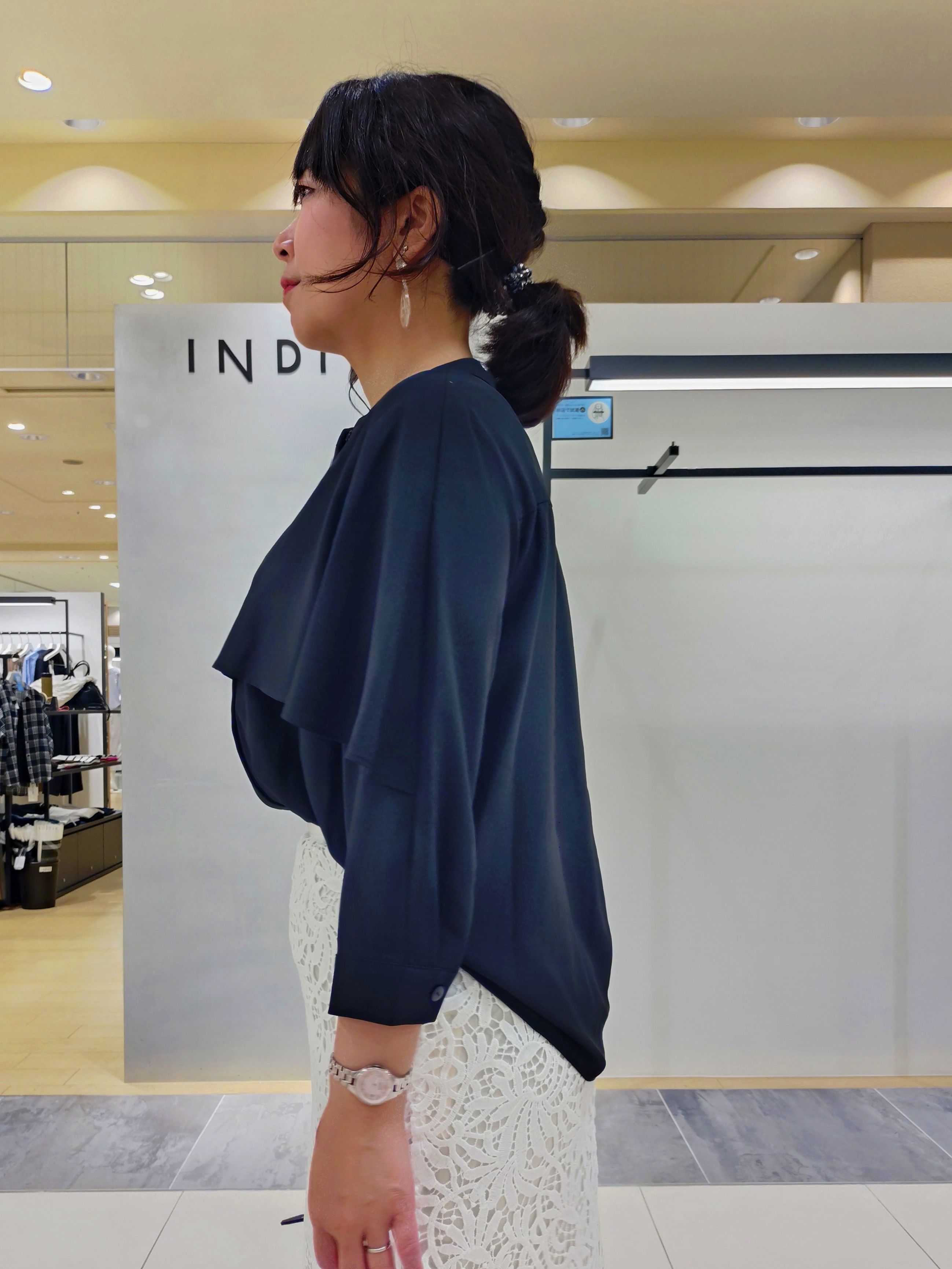 TOMOMIさんの「INDIVI｜【接触冷感/UVケア/着る日傘】ダブルジャケット」を使ったコーディネート