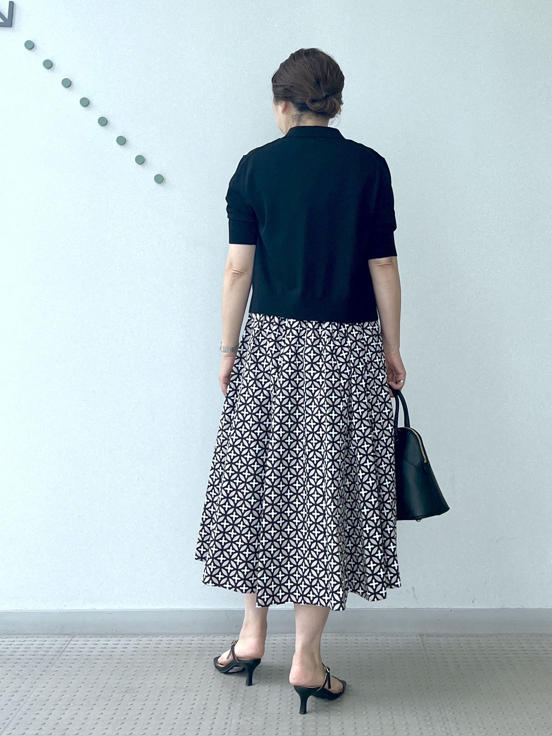 Soeさんの「DRESSTERIOR｜【接触冷感／UVカット】クールタッチ シャツカーディガン」を使ったコーディネート
