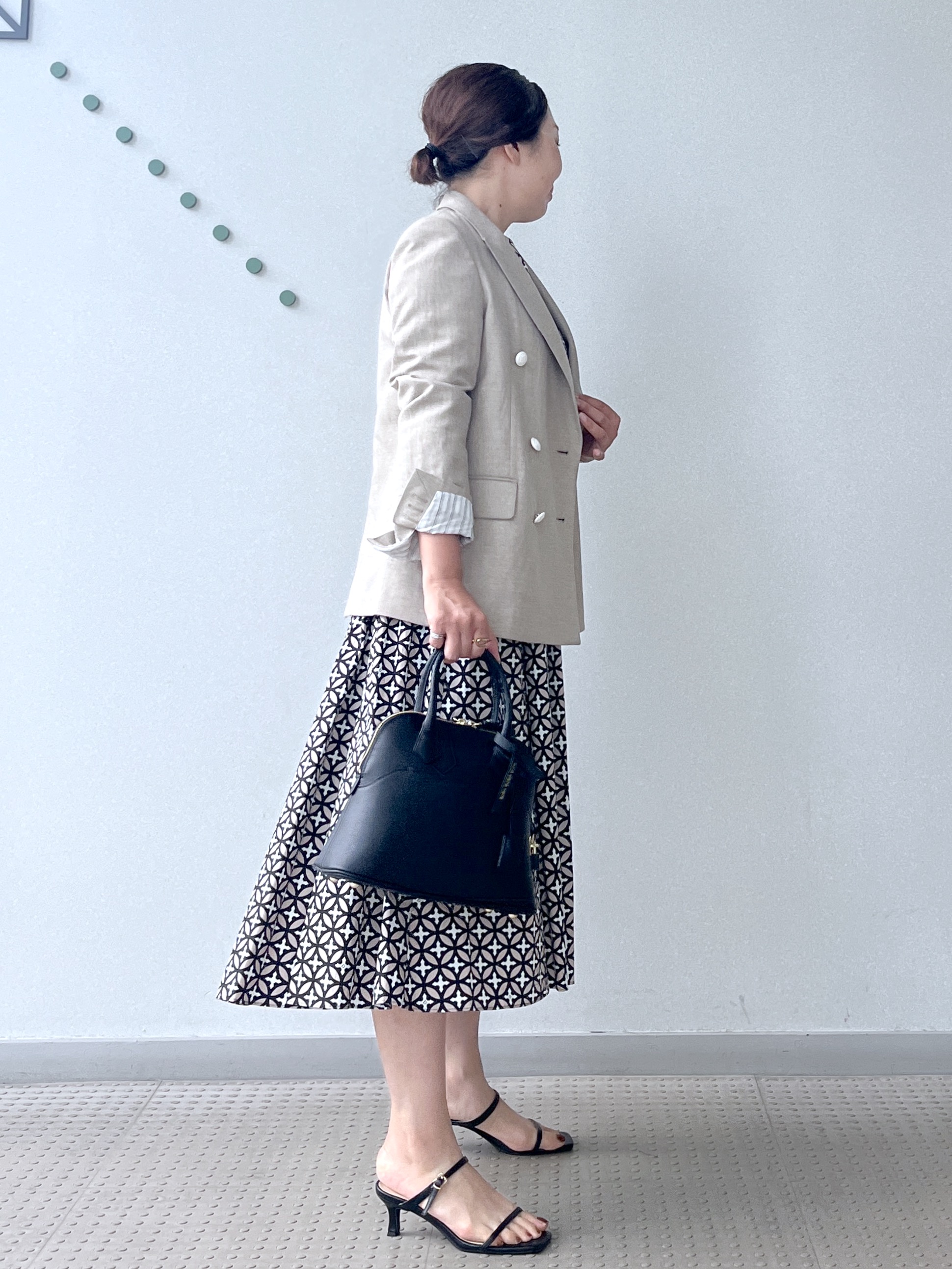 Soeさんの「DRESSTERIOR｜【セットアップ可】リネンブレンドダブルブレストジャケット」を使ったコーディネート