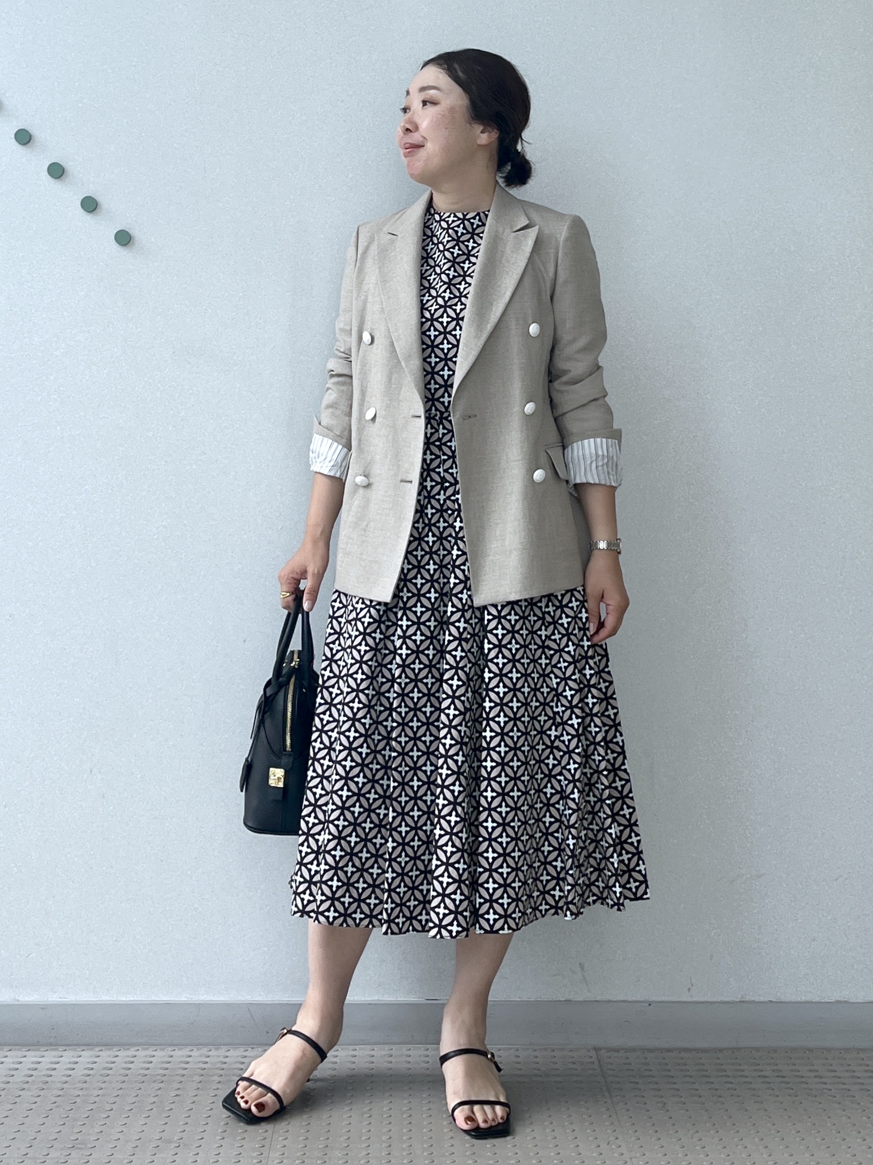 Soeさんの「DRESSTERIOR｜【セットアップ可】リネンブレンドダブルブレストジャケット」を使ったコーディネート