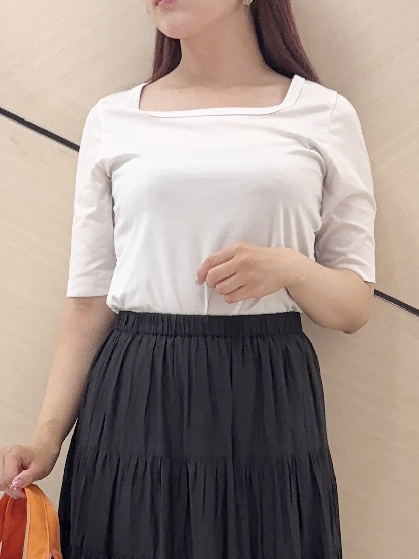 Rinaさんの「DRESSTERIOR｜【再入荷】コットンボイルティアードスカート」を使ったコーディネート
