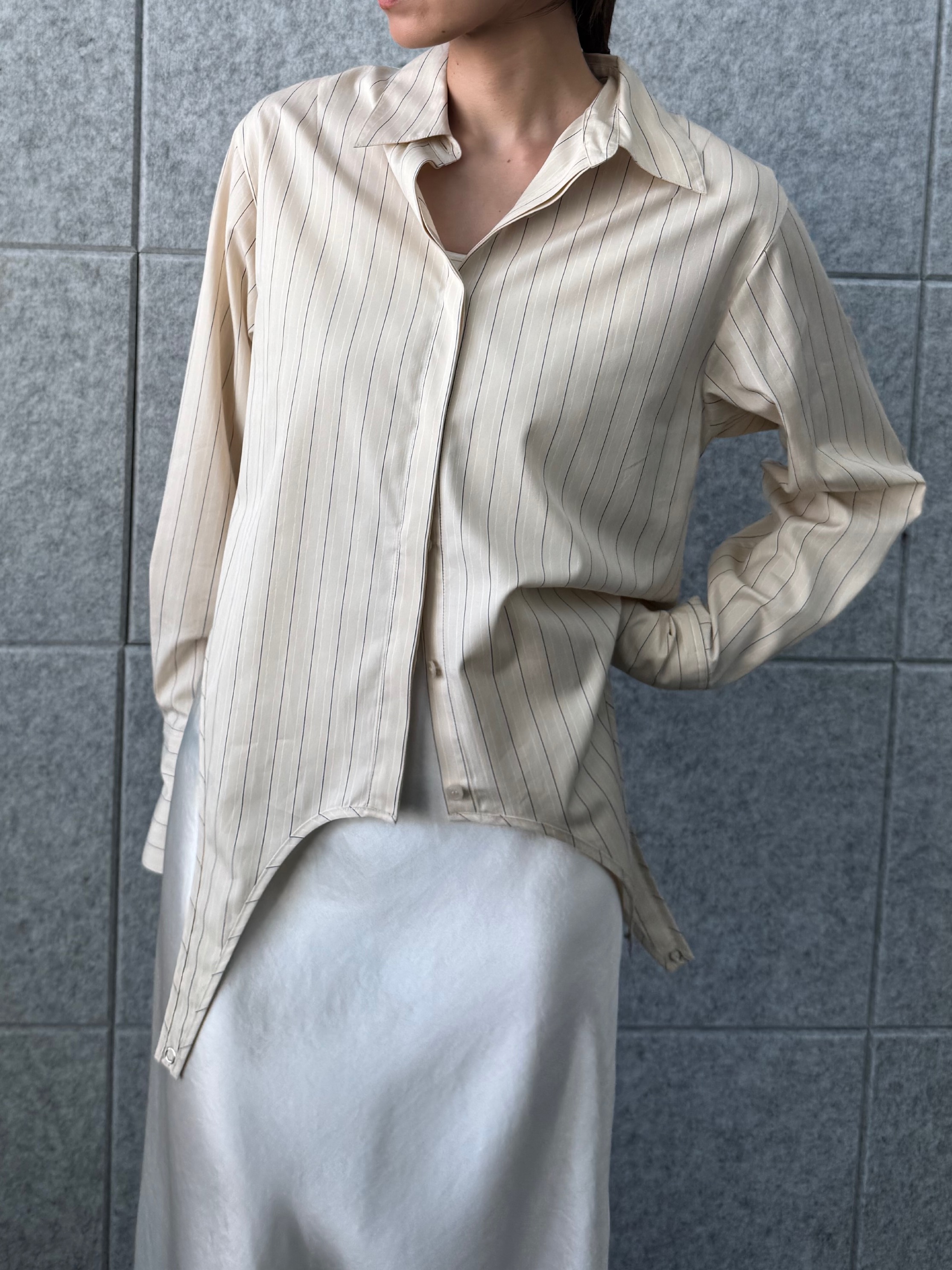 designer yukaさんの「CODE A｜flap detail stripe shirt」を使ったコーディネート