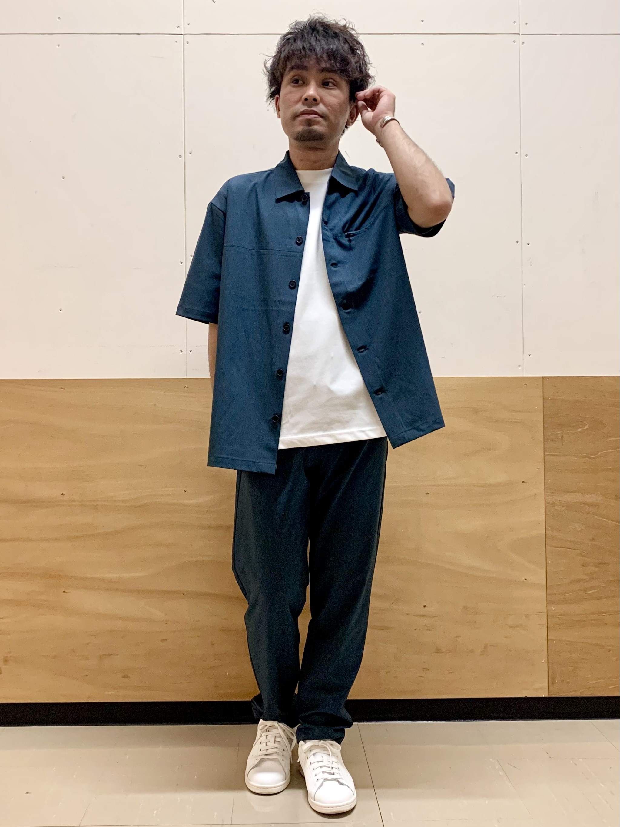 MATUさんの「THE SHOP TK｜【吸水速乾／防シワ／マシンウォッシャブル】ハイドロクール 半袖シャツ」を使ったコーディネート