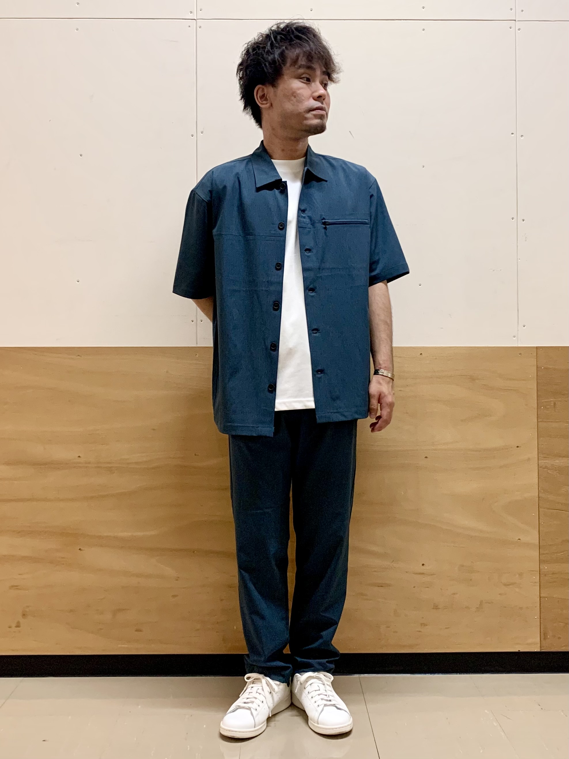 MATUさんの「THE SHOP TK｜【吸水速乾／防シワ／マシンウォッシャブル】ハイドロクール 半袖シャツ」を使ったコーディネート