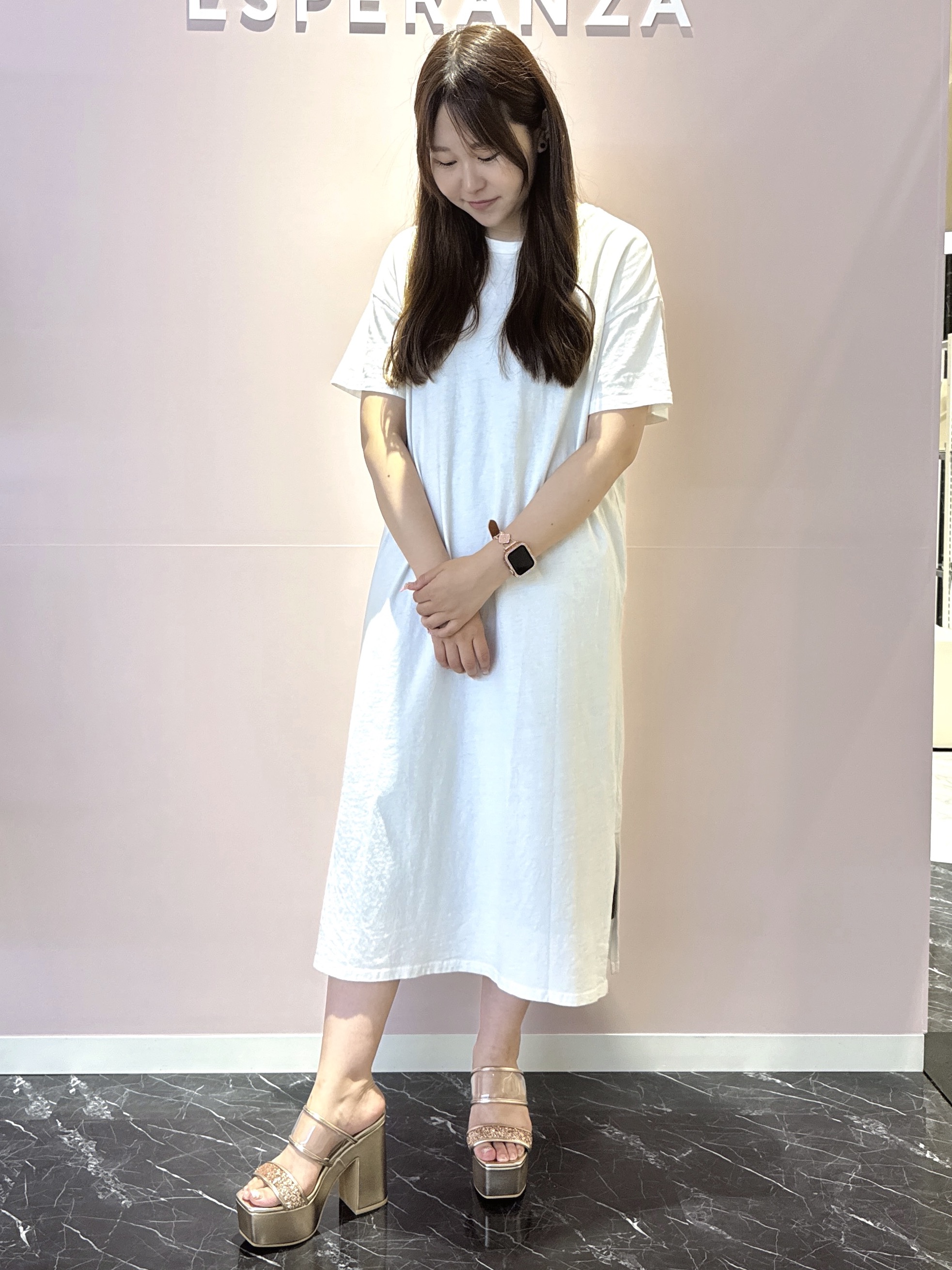 neinaさんの「ESPERANZA｜【ラク盛り/約12cm】ラク盛り厚底ミュール」を使ったコーディネート