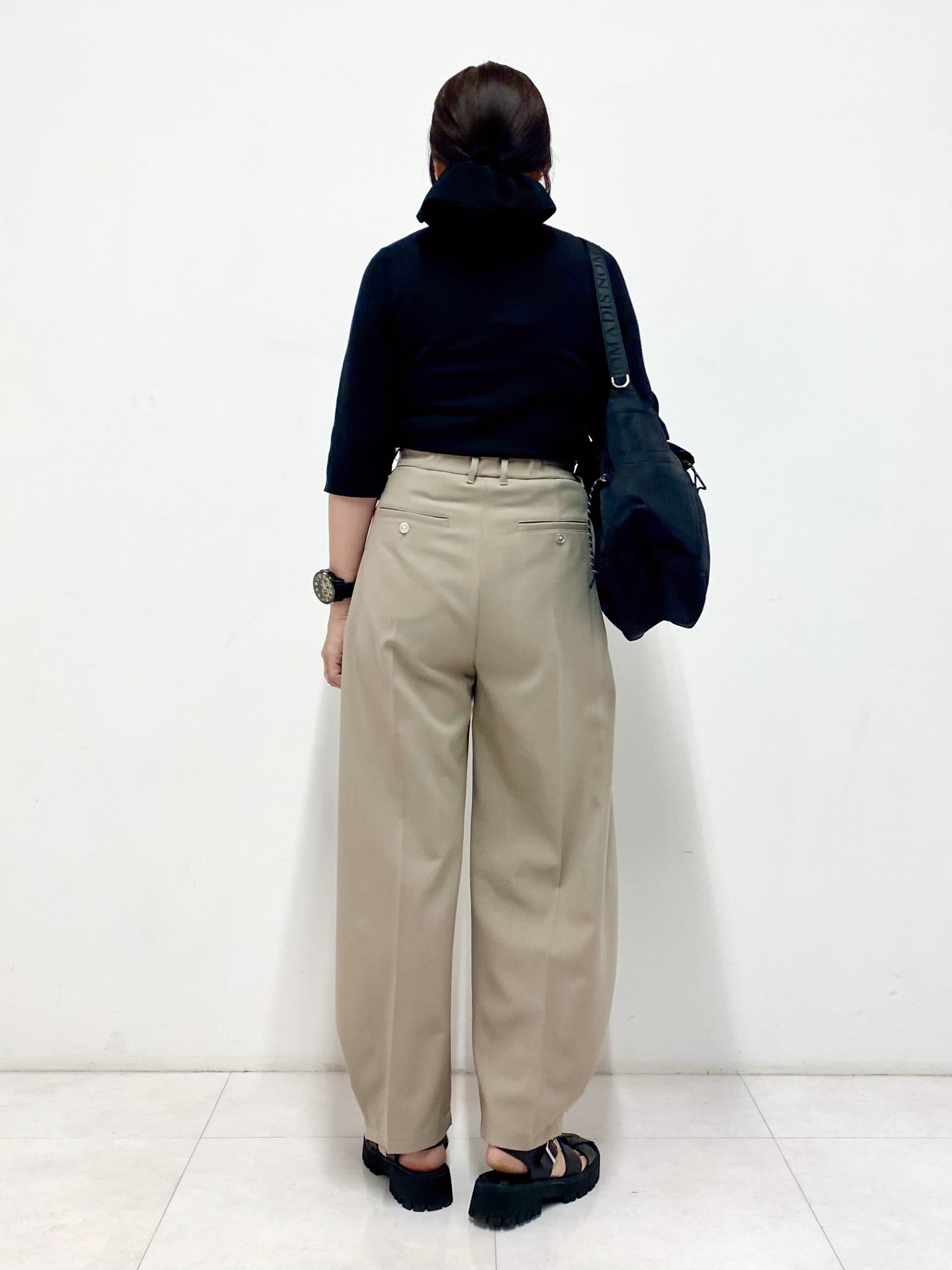 Sawaguchiさんの「DRESSTERIOR｜【接触冷感】クールタッチ ハーフスリーブニット」を使ったコーディネート