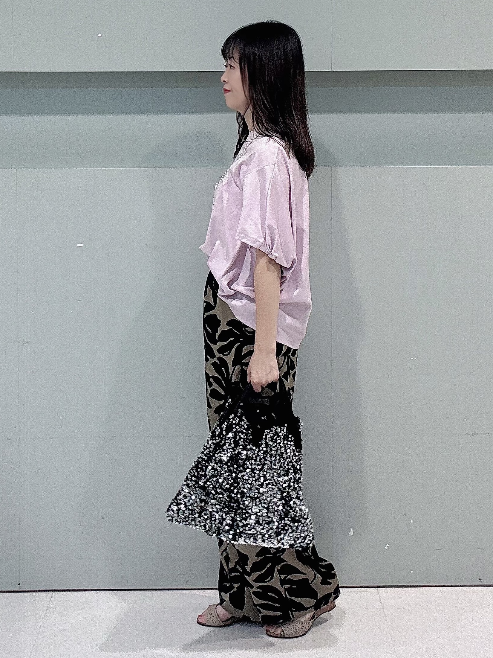 makiさんの「UNTITLED｜【汗染み防止/接触冷感】ドルマンプルオーバー」を使ったコーディネート