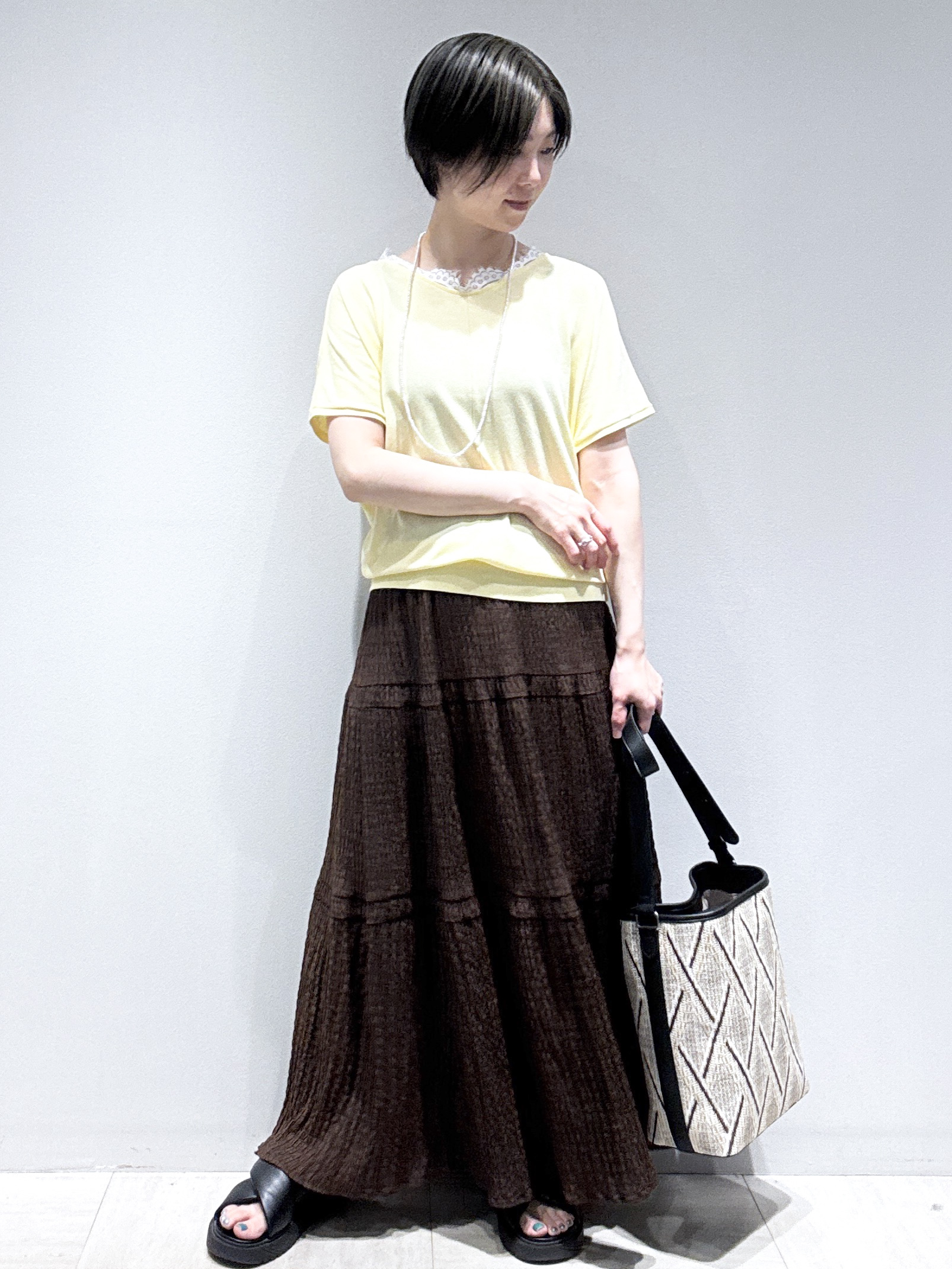 まちこさんの「Reflect｜【二の腕カバー／手洗い可】ネックレース フレンチスリーブニット」を使ったコーディネート