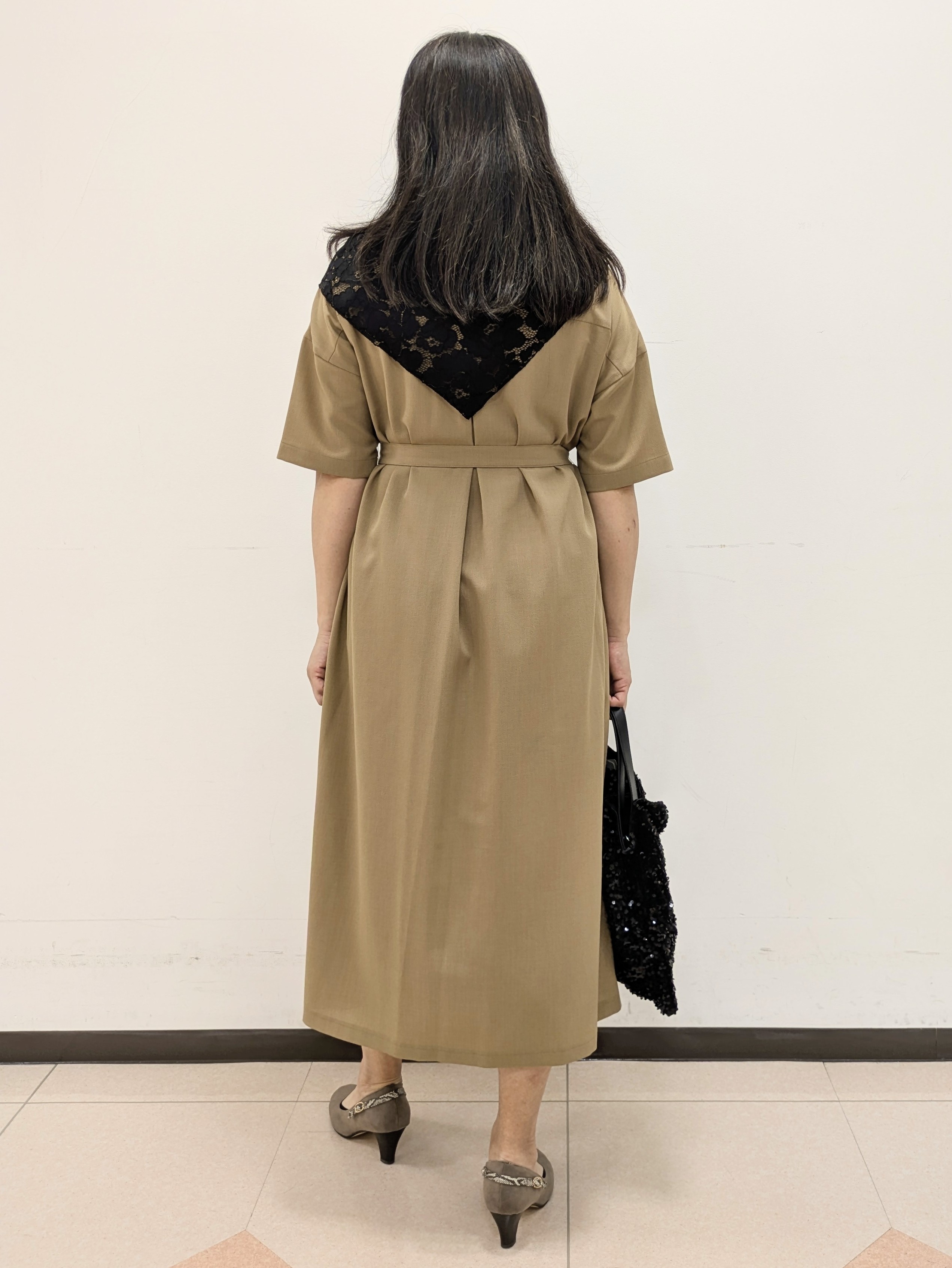 ともさんの「UNTITLED｜【初秋も活躍/UVカット/接触冷感】エアリークールワンピース」を使ったコーディネート