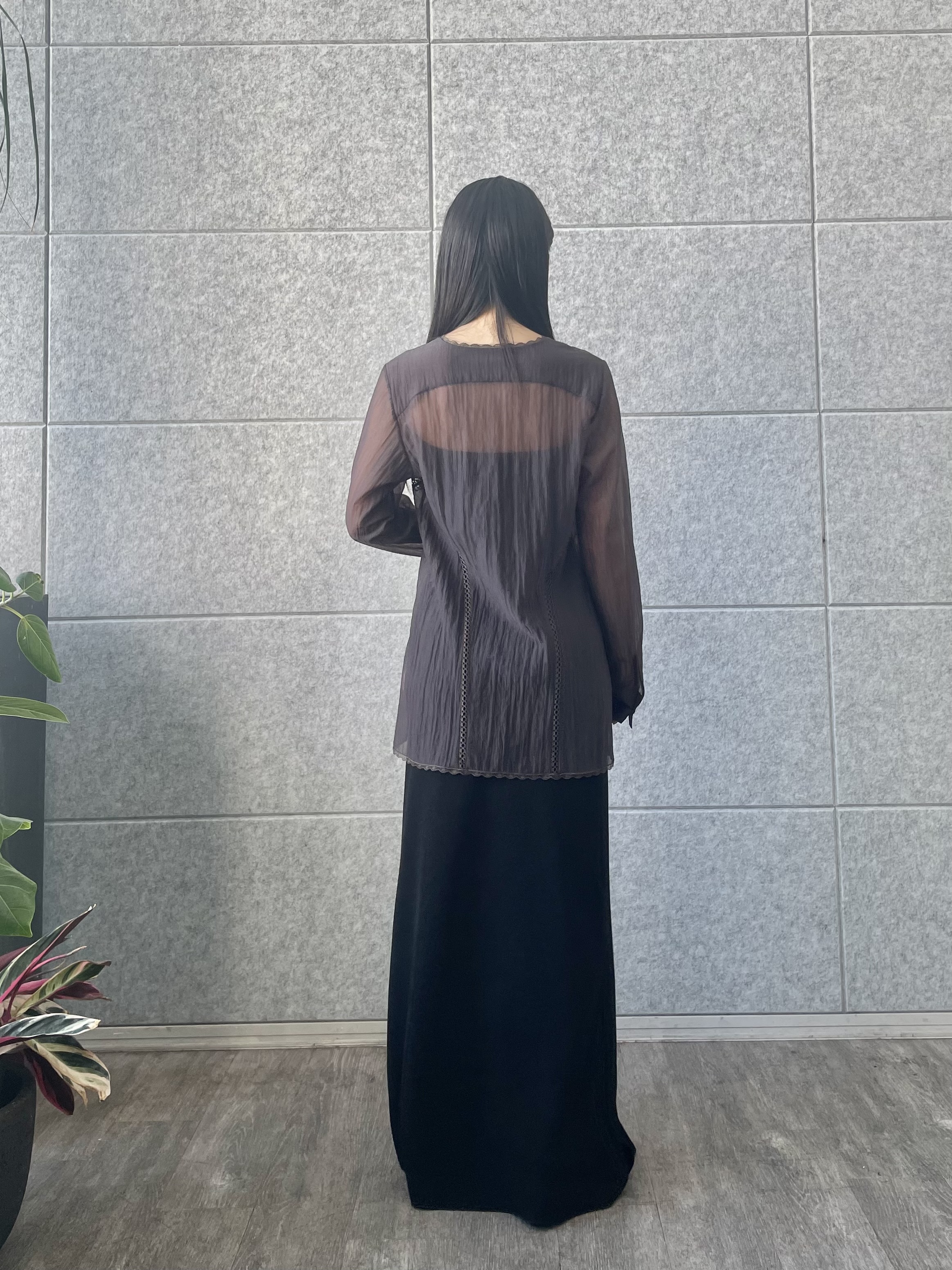 丸山加奈子さんの「CODE A｜lace－inset sheer tunic」を使ったコーディネート