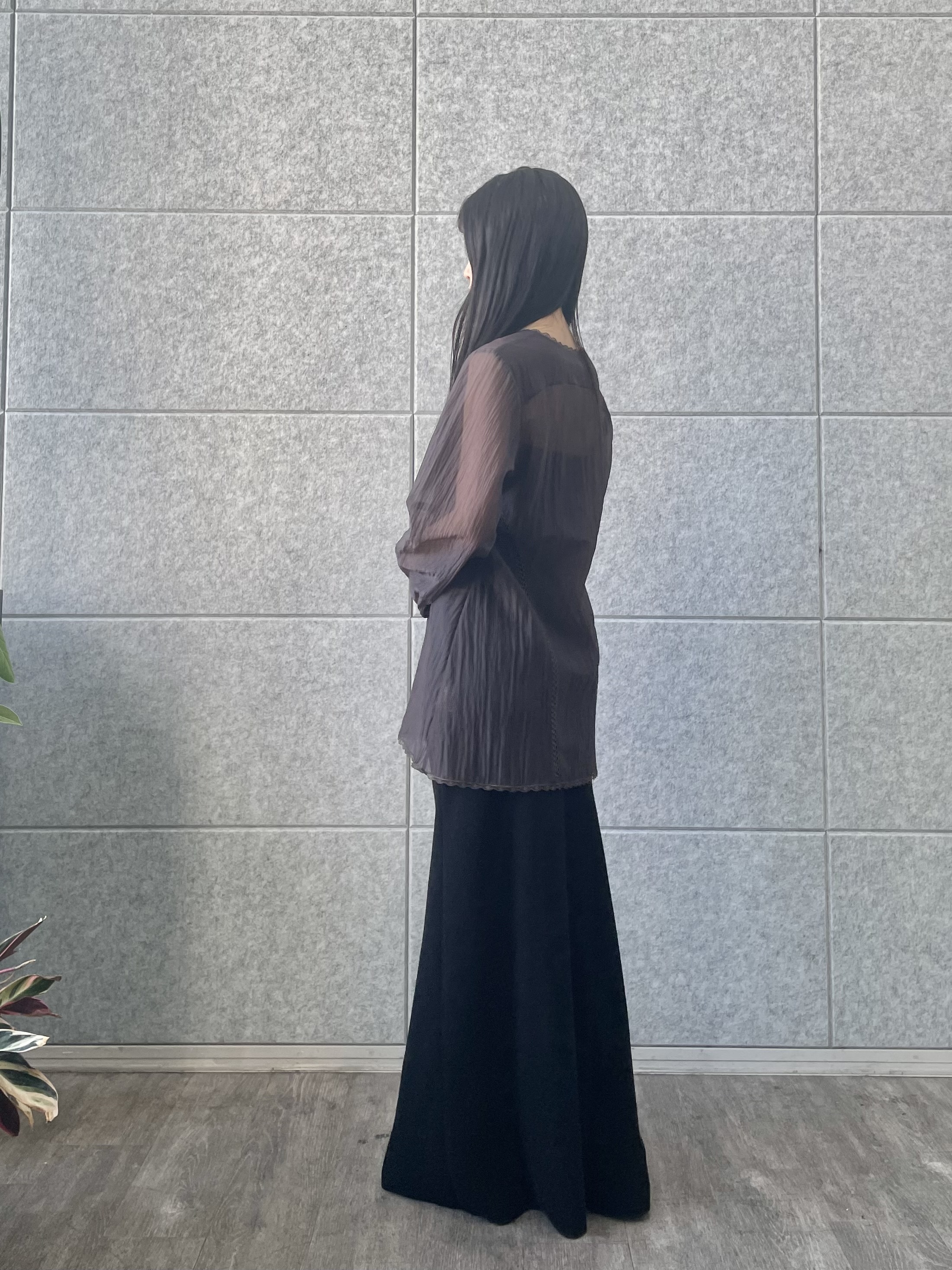丸山加奈子さんの「CODE A｜lace－inset sheer tunic」を使ったコーディネート