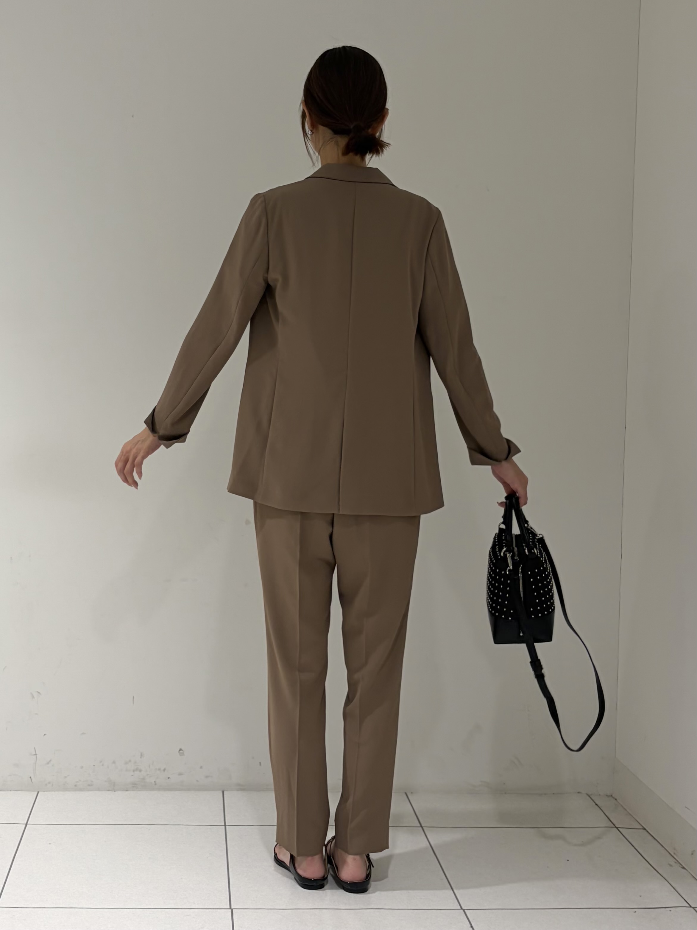 shioriさんの「INDIVI｜【接触冷感/UVケア/着る日傘】ダブルジャケット」を使ったコーディネート