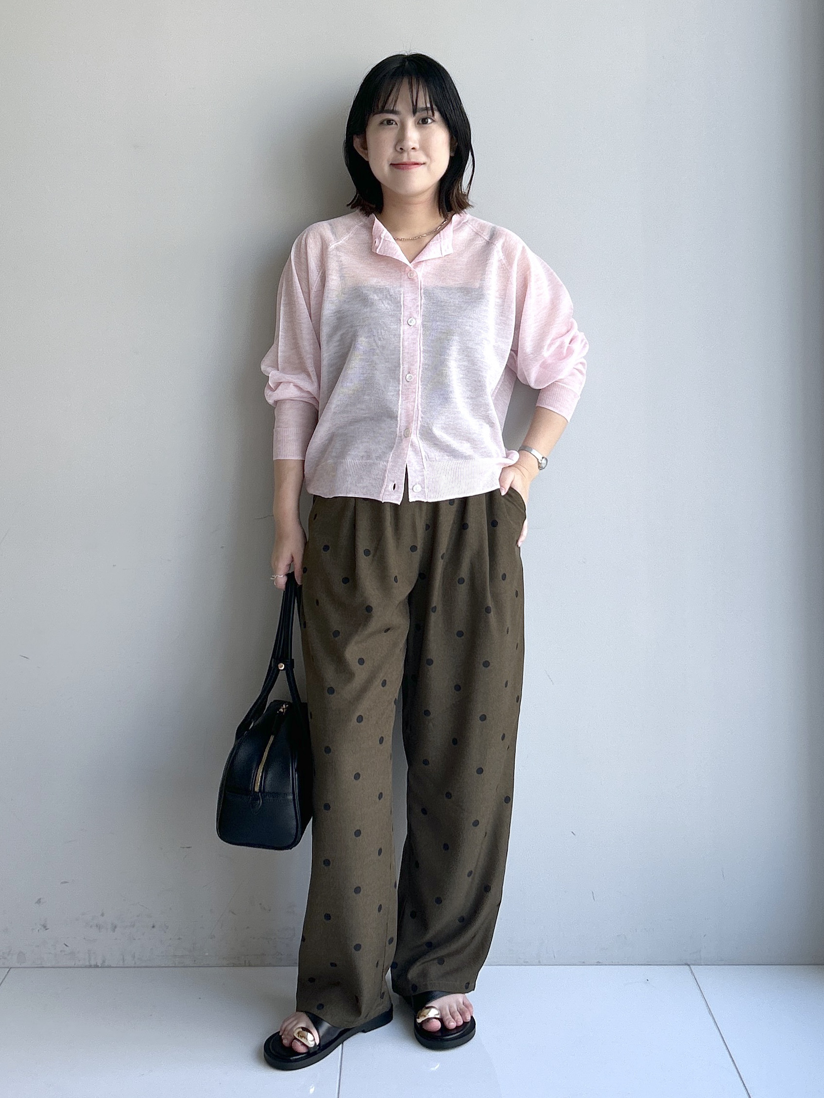 Hirokaさんの「Dessin｜お守りカーディガン -ウォッシャブル-」を使ったコーディネート