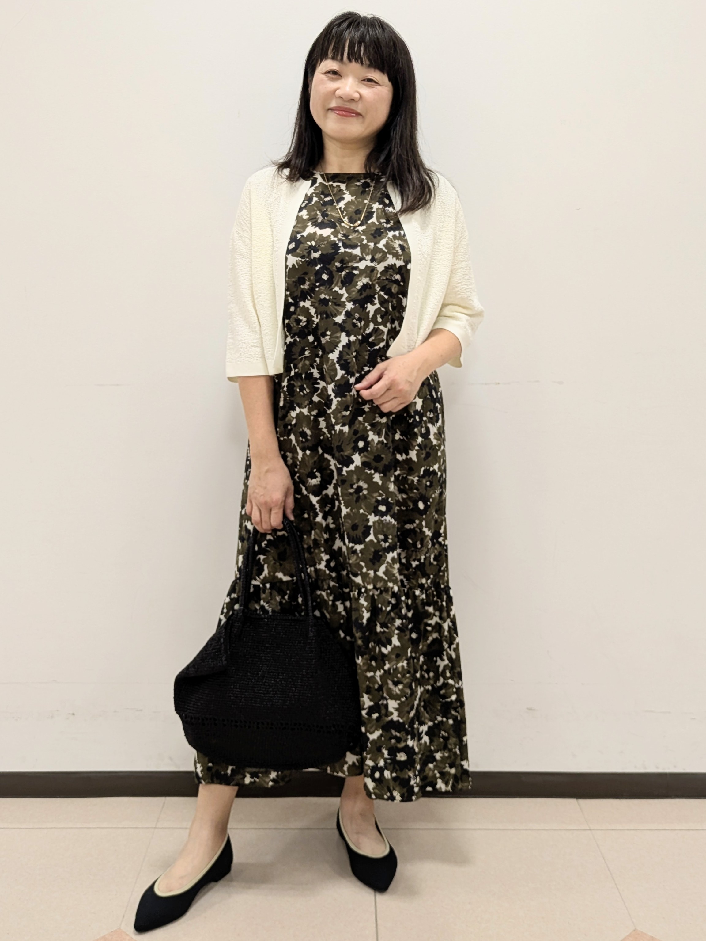 ともさんの「UNTITLED｜◆【ストレッチ性/洗える】短丈ニットカーディガン」を使ったコーディネート