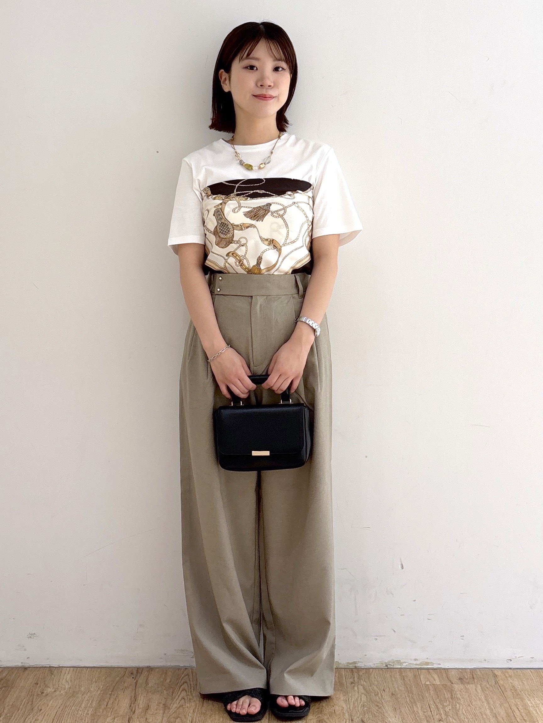 mireiさんの「OPAQUE.CLIP｜ベーシックTシャツ／オーガニックコットン混【洗濯機OK】」を使ったコーディネート