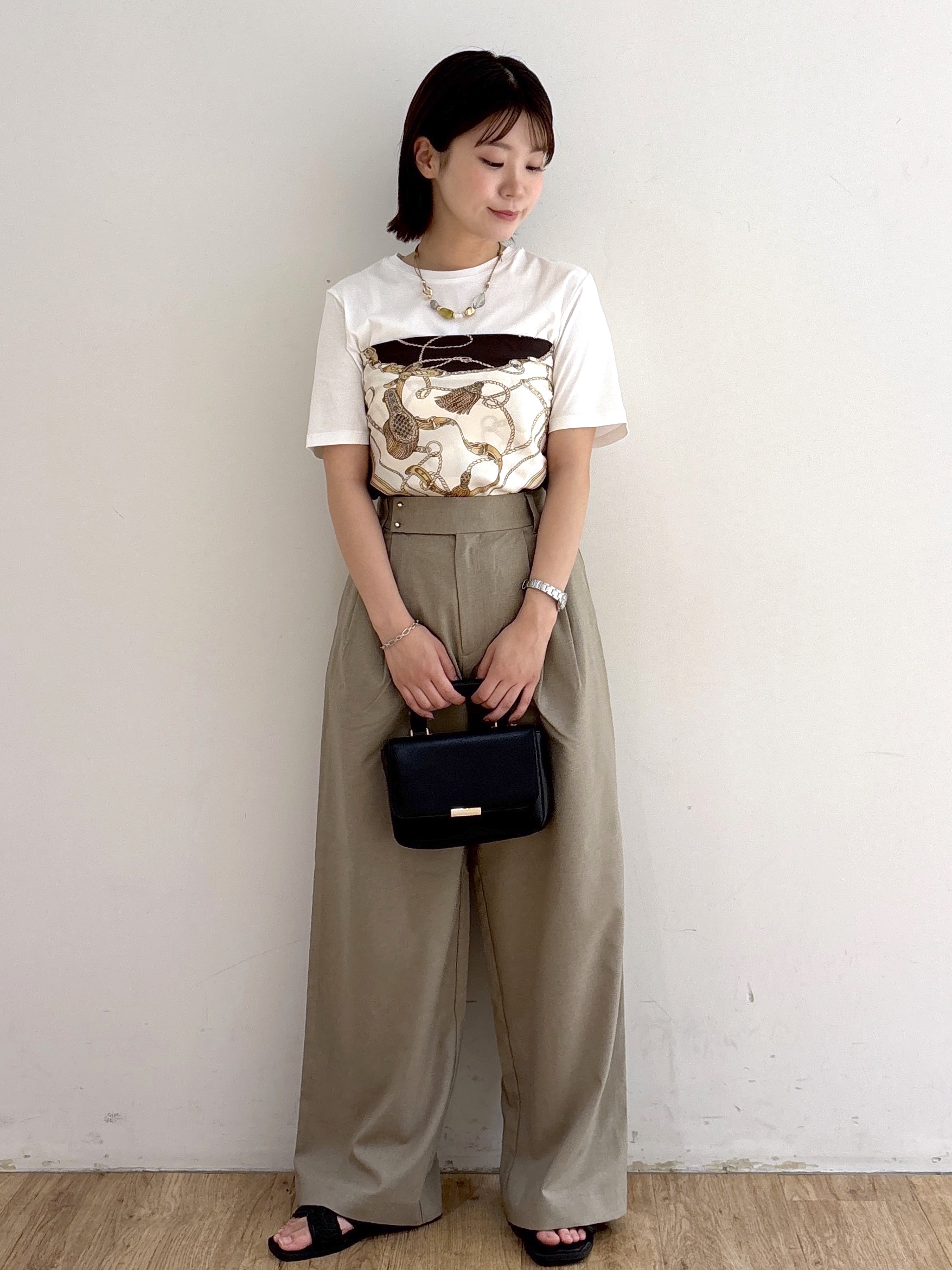 mireiさんの「OPAQUE.CLIP｜ベーシックTシャツ／オーガニックコットン混【洗濯機OK】」を使ったコーディネート