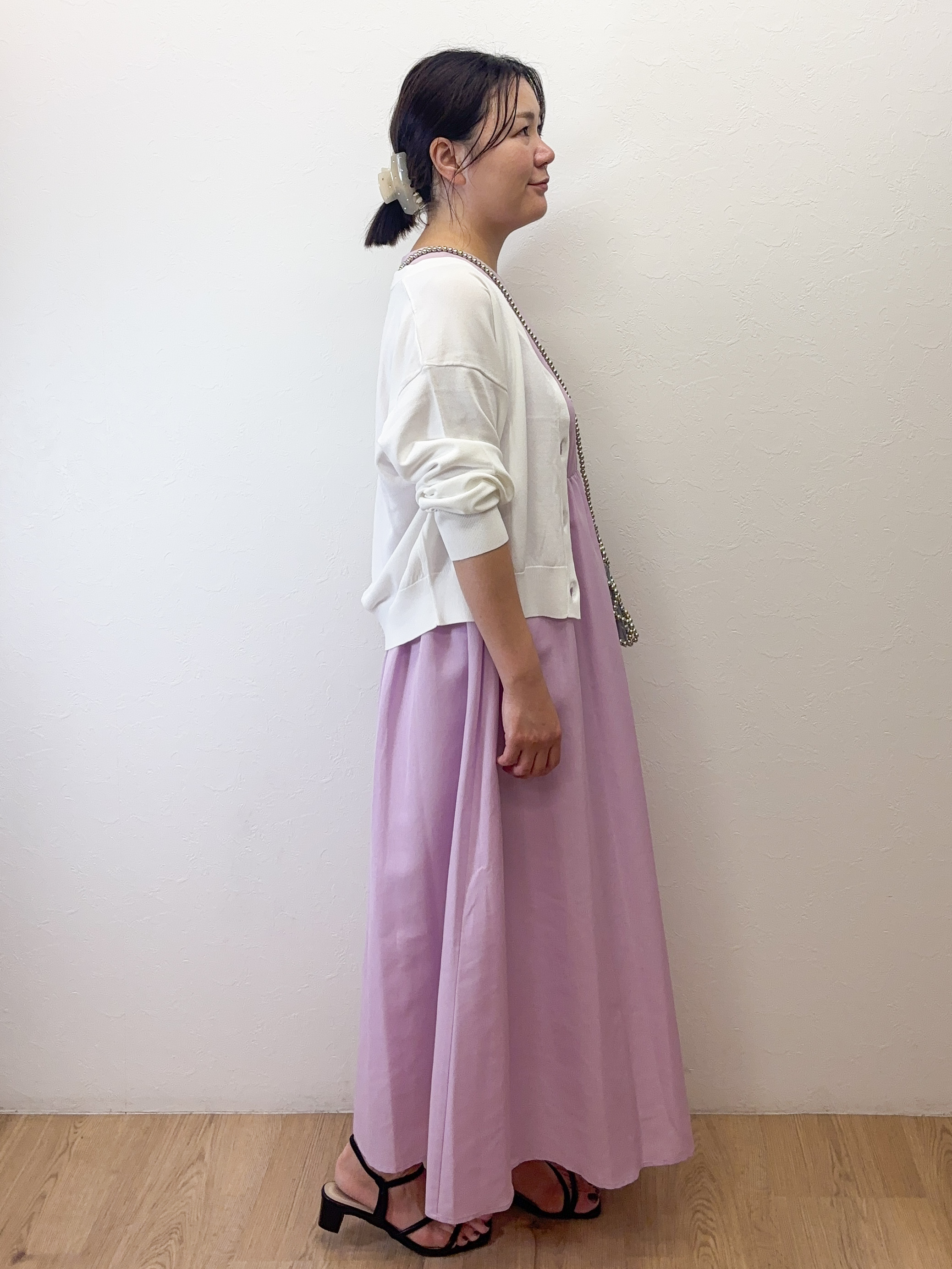 Takeさんの「OPAQUE.CLIP｜【UV／接触冷感】Vネックリラクシーニットカーディガン《洗濯機OK／抗ピル》」を使ったコーディネート