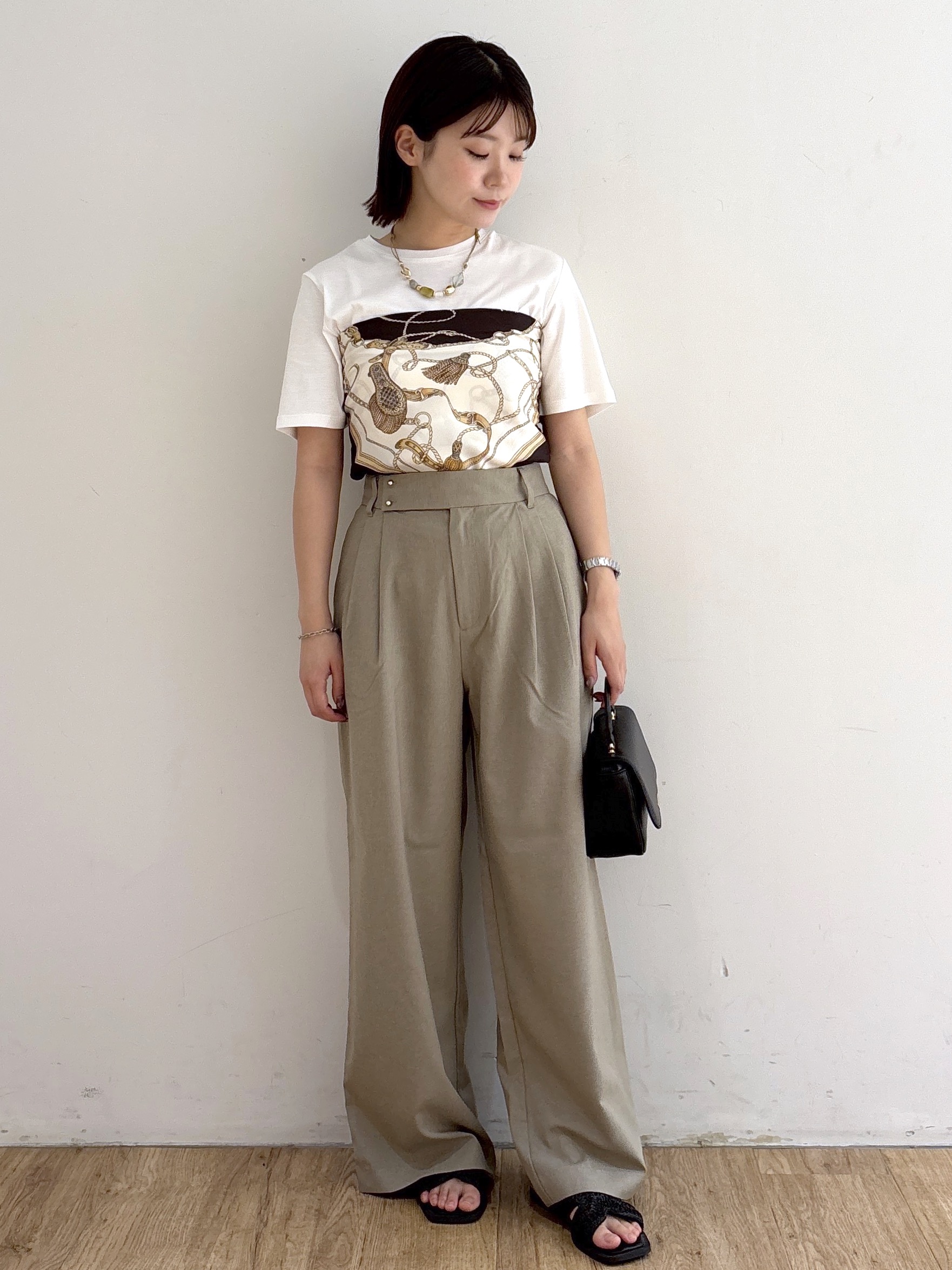 mireiさんの「OPAQUE.CLIP｜ベーシックTシャツ／オーガニックコットン混【洗濯機OK】」を使ったコーディネート