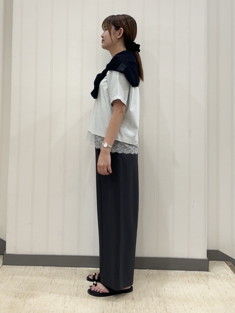 ちひさんの「INDIVI｜【シアー／軽羽織】ドルマン袖ニットカーディガン」を使ったコーディネート
