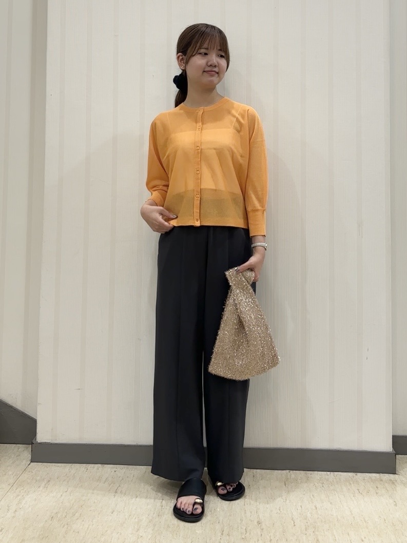 ちひさんの「INDIVI｜【初秋/防シワ/着る日傘】イージーワイドパンツ」を使ったコーディネート