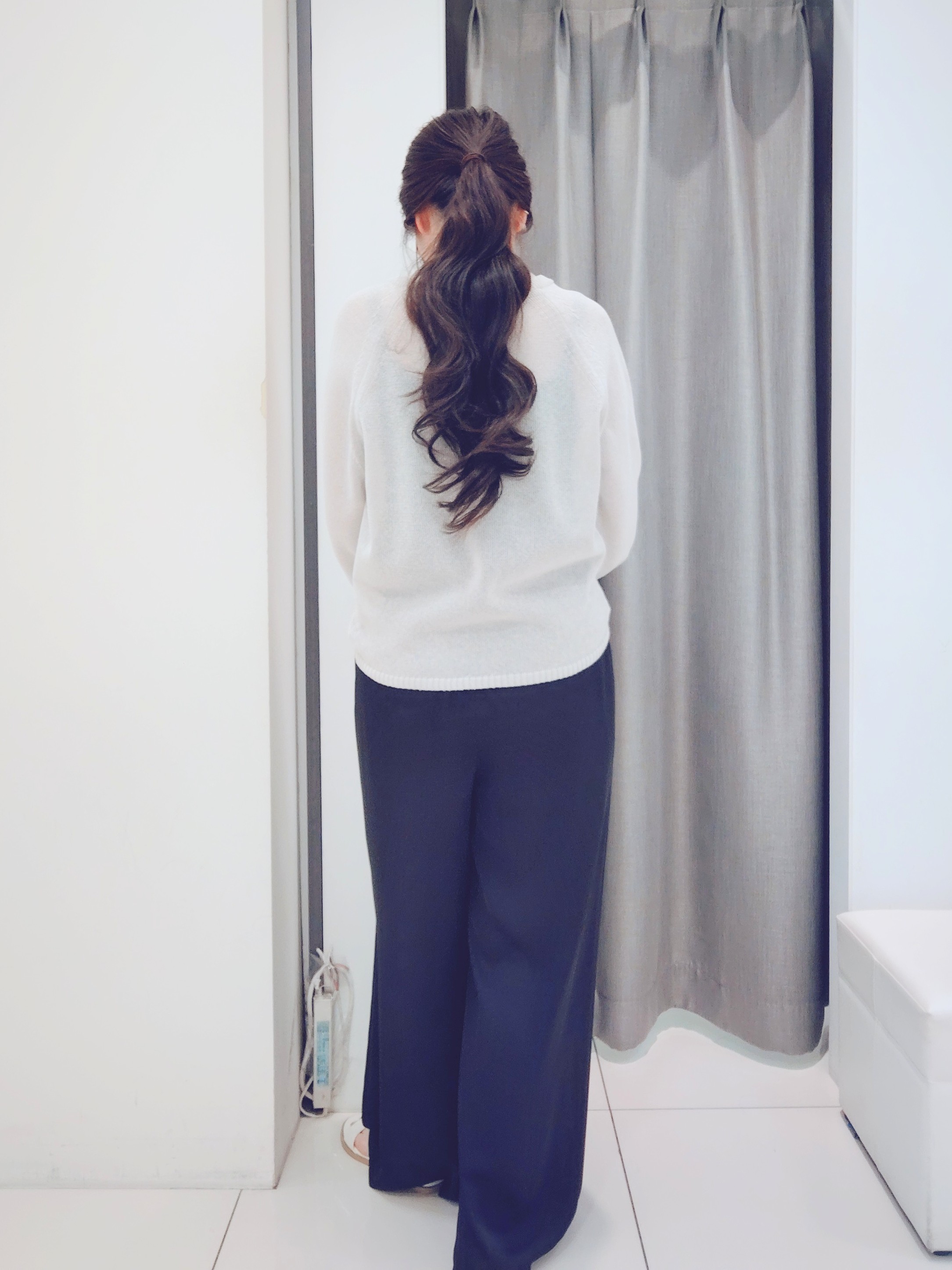 YABUさんの「UNTITLED｜【洗える/ゆったり】クルーネックドライニット」を使ったコーディネート