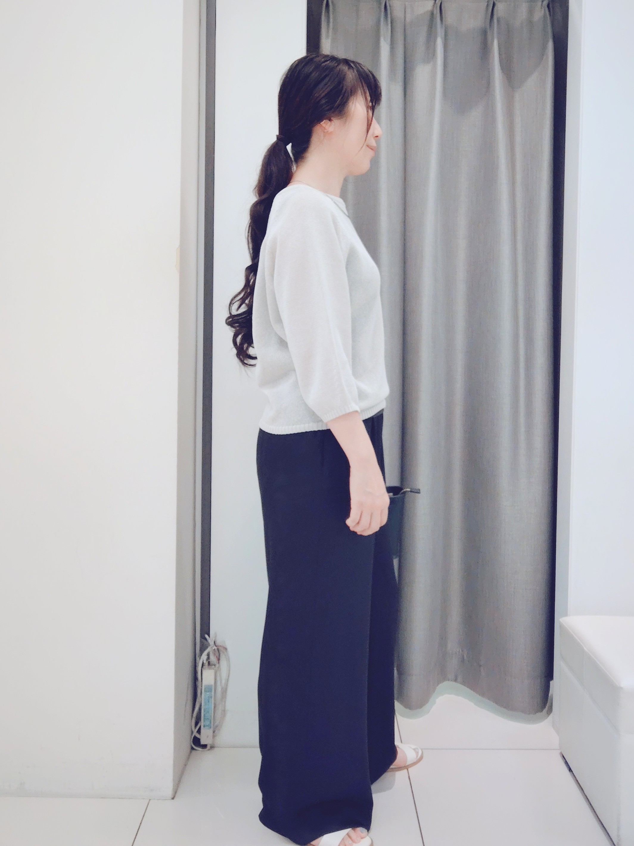 YABUさんの「UNTITLED｜【洗える/ゆったり】クルーネックドライニット」を使ったコーディネート