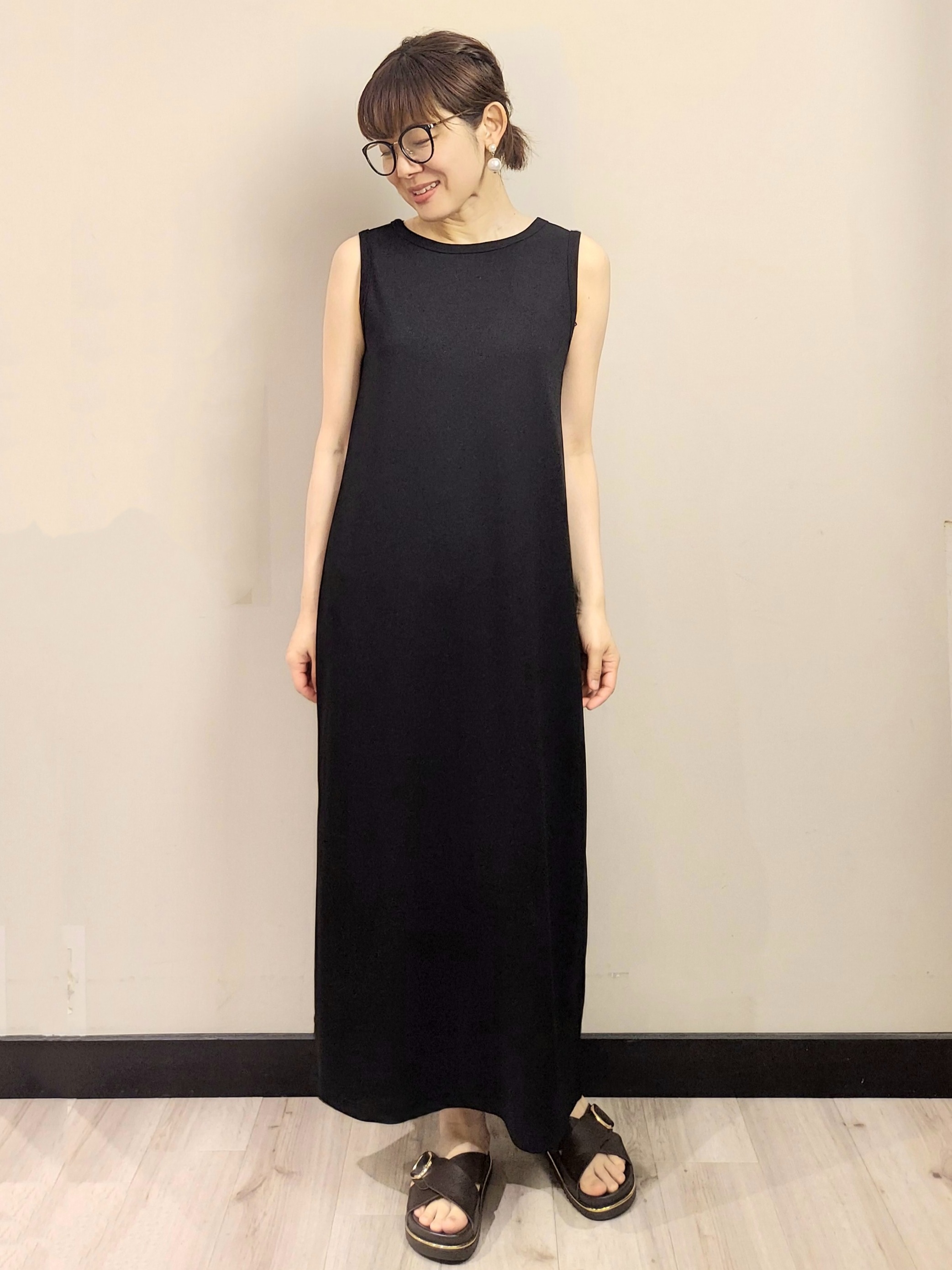 MAKIさんの「index｜【接触冷感】カットソーワンピース《洗濯機OK》」を使ったコーディネート