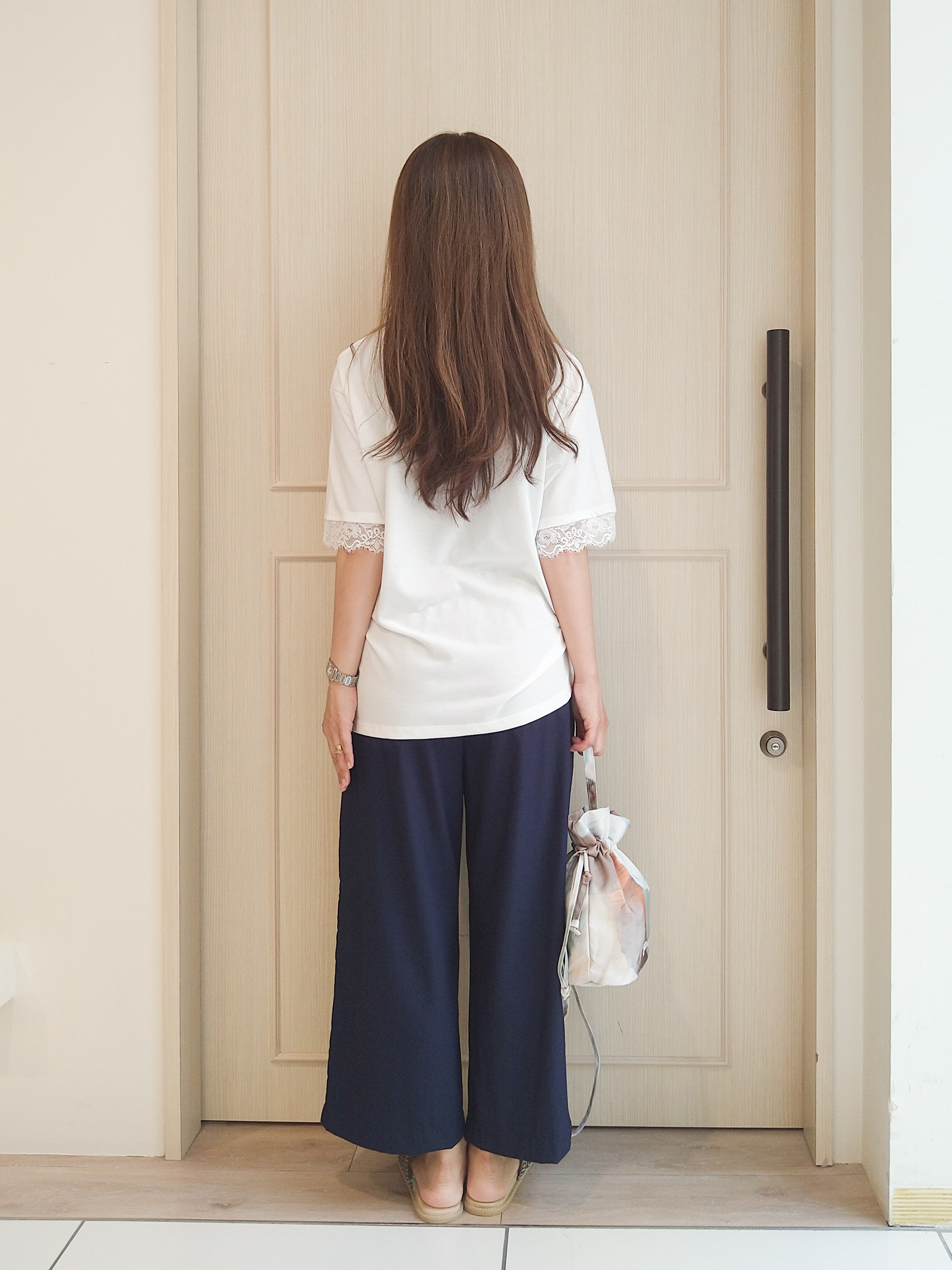 mi-saさんの「SHOO･LA･RUE｜【UV/S-LL/洗濯機可】柄アソート お袖レースが旬顔 上品に決まる大人Tシャツ」を使ったコーディネート
