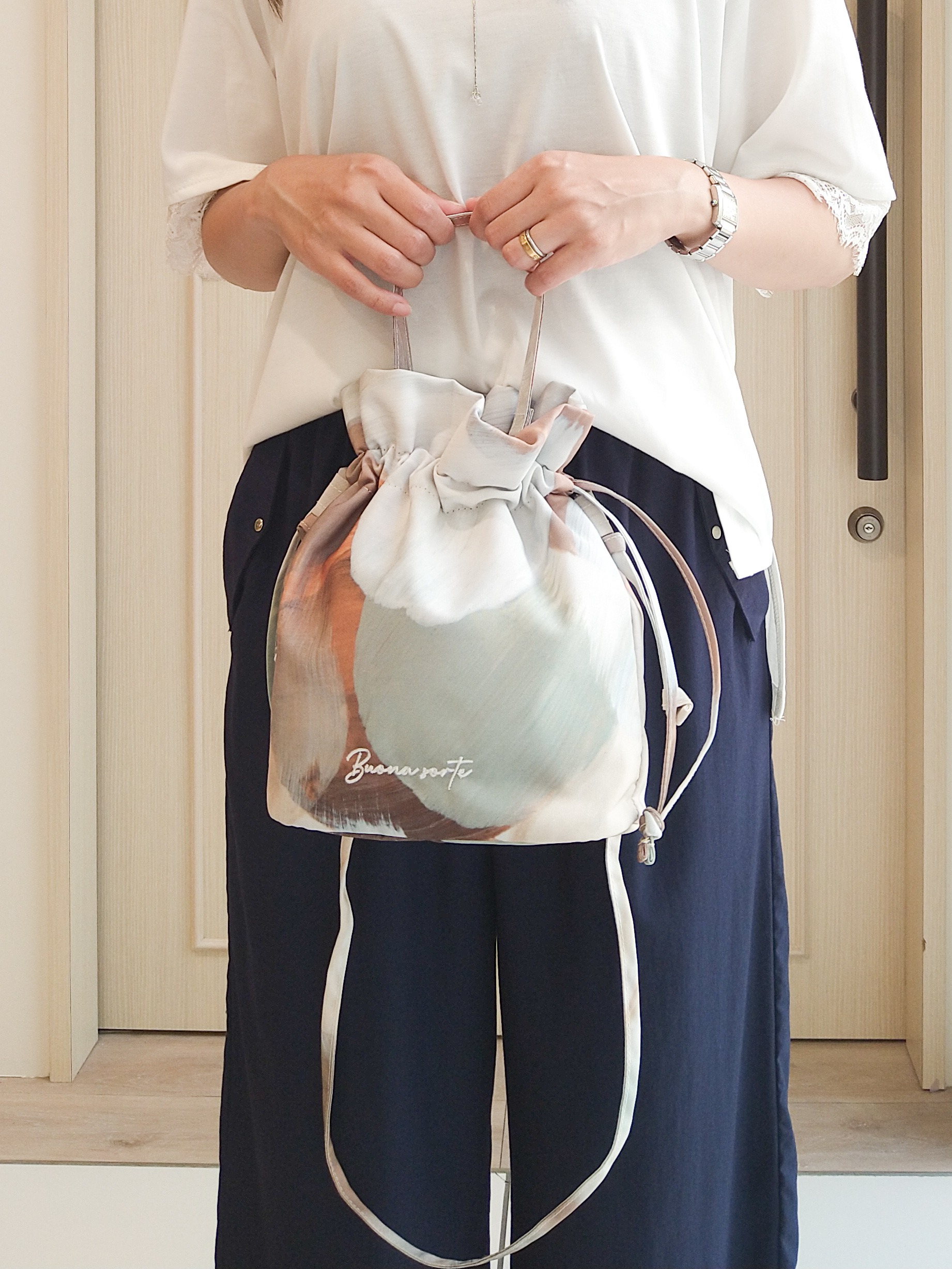mi-saさんの「SHOO･LA･RUE｜【UV/S-LL/洗濯機可】柄アソート お袖レースが旬顔 上品に決まる大人Tシャツ」を使ったコーディネート