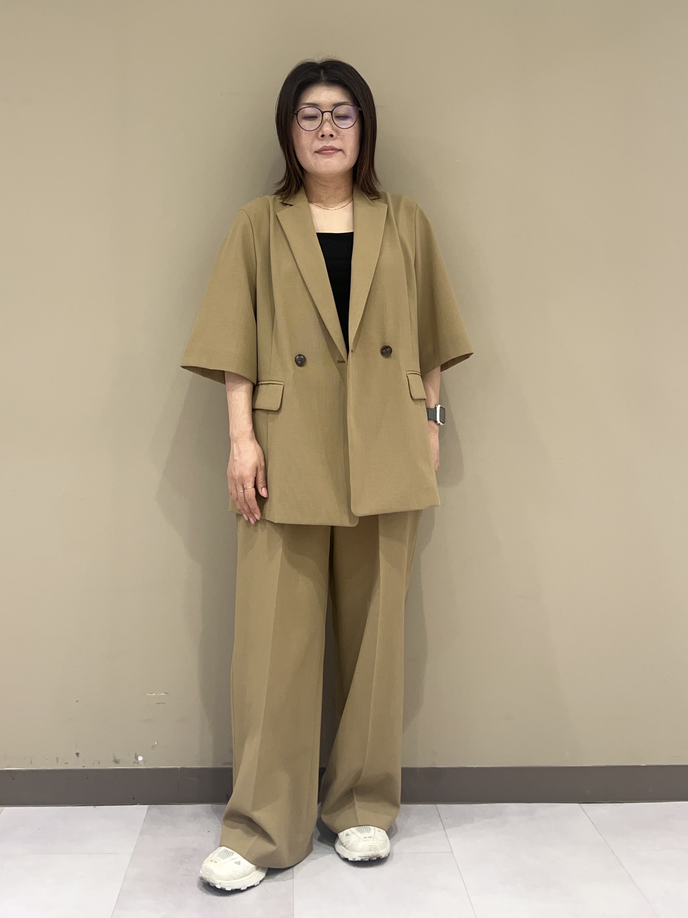 fukuさんの「UNTITLED｜【秋の通勤羽織/セットアップ可/UVカット】エアリークール半袖ジャケット」を使ったコーディネート