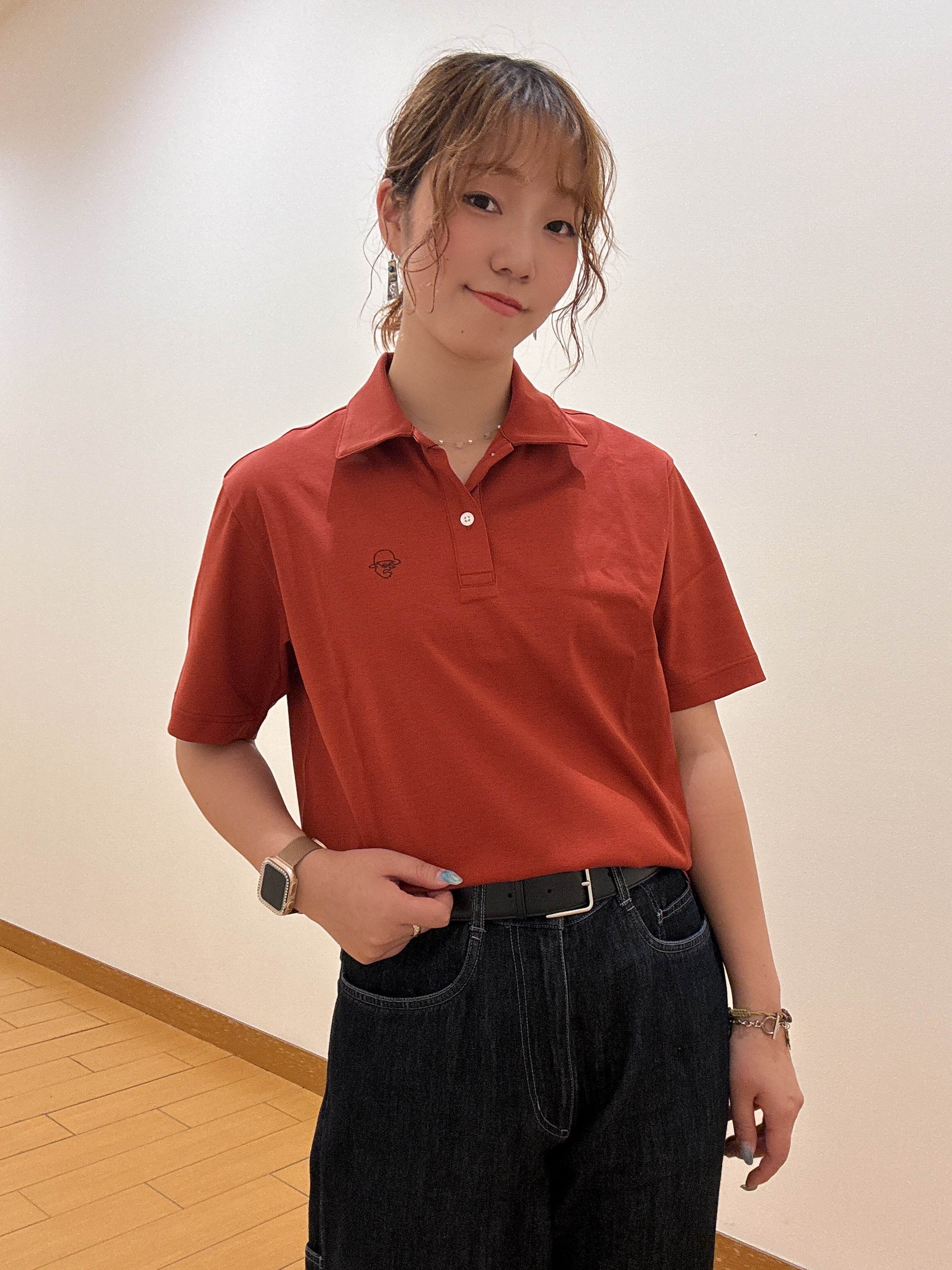 ヒナさんの「TAKEO KIKUCHI｜【接触冷感】アイスクリアコットン ワンポイント ポロシャツ」を使ったコーディネート