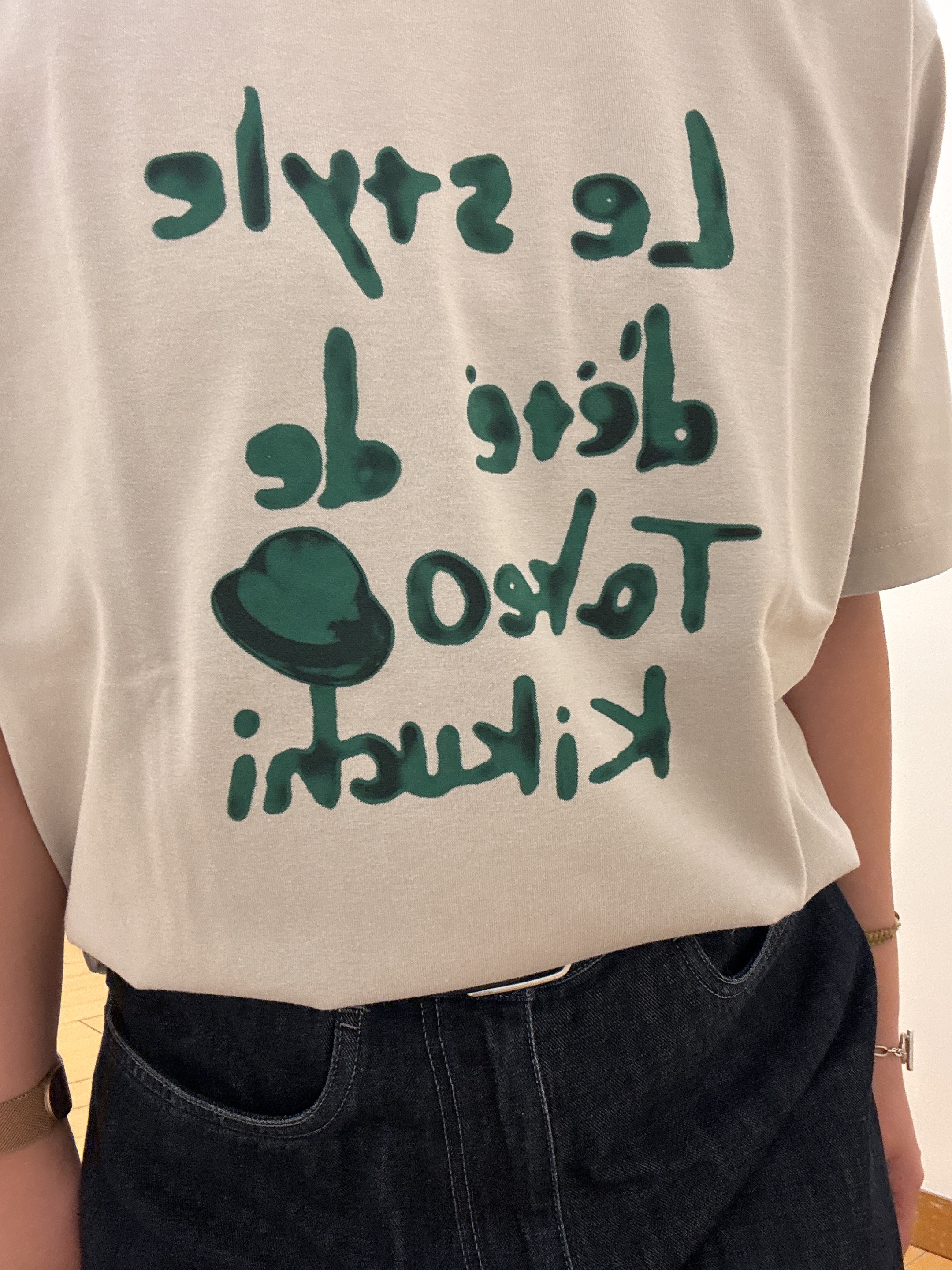 ヒナさんの「TAKEO KIKUCHI｜水彩ペイント アートロゴTシャツ」を使ったコーディネート