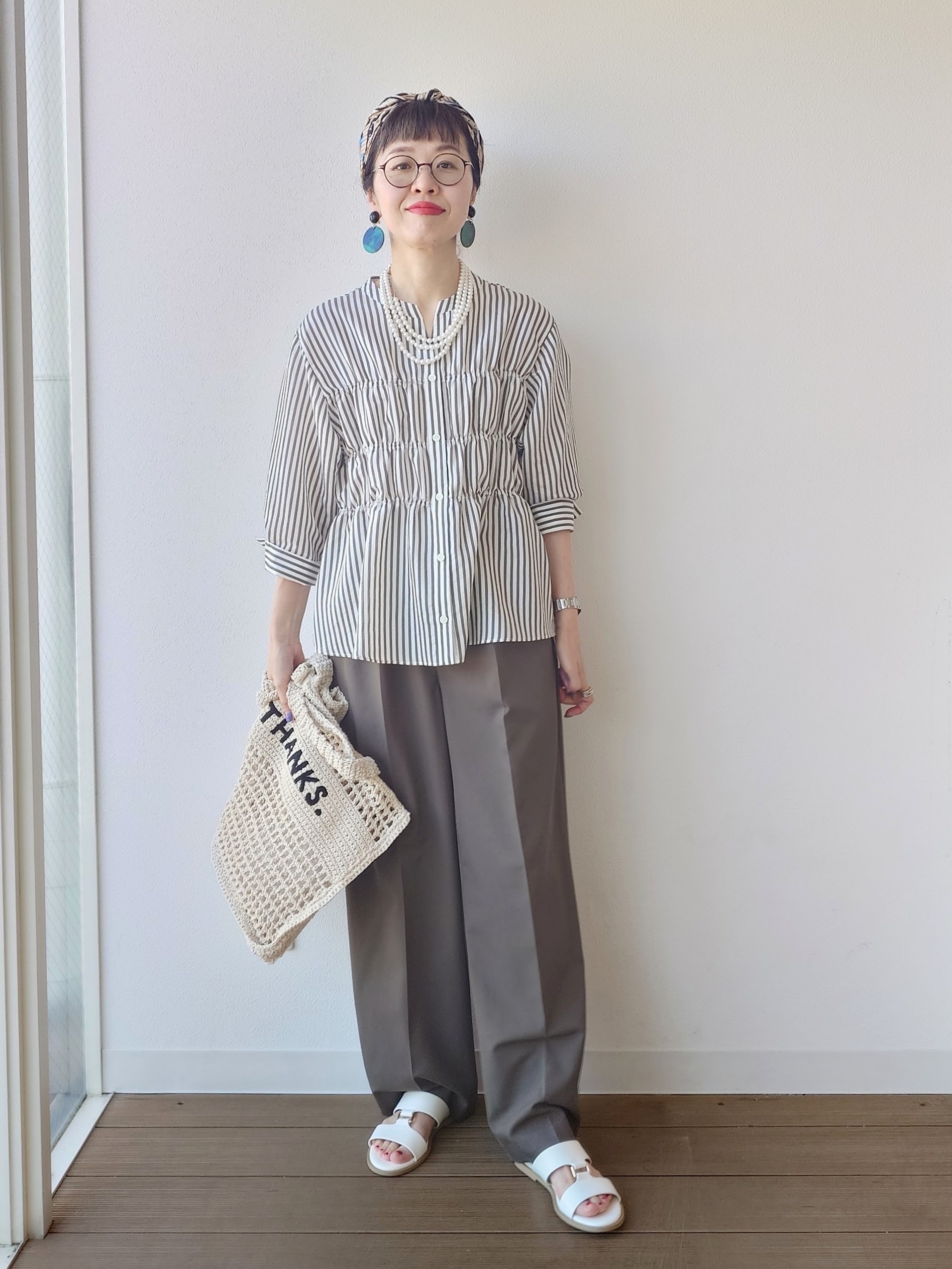 MUTSUKOさんの「UNTITLED｜ストライプシャーリングブラウス」を使ったコーディネート