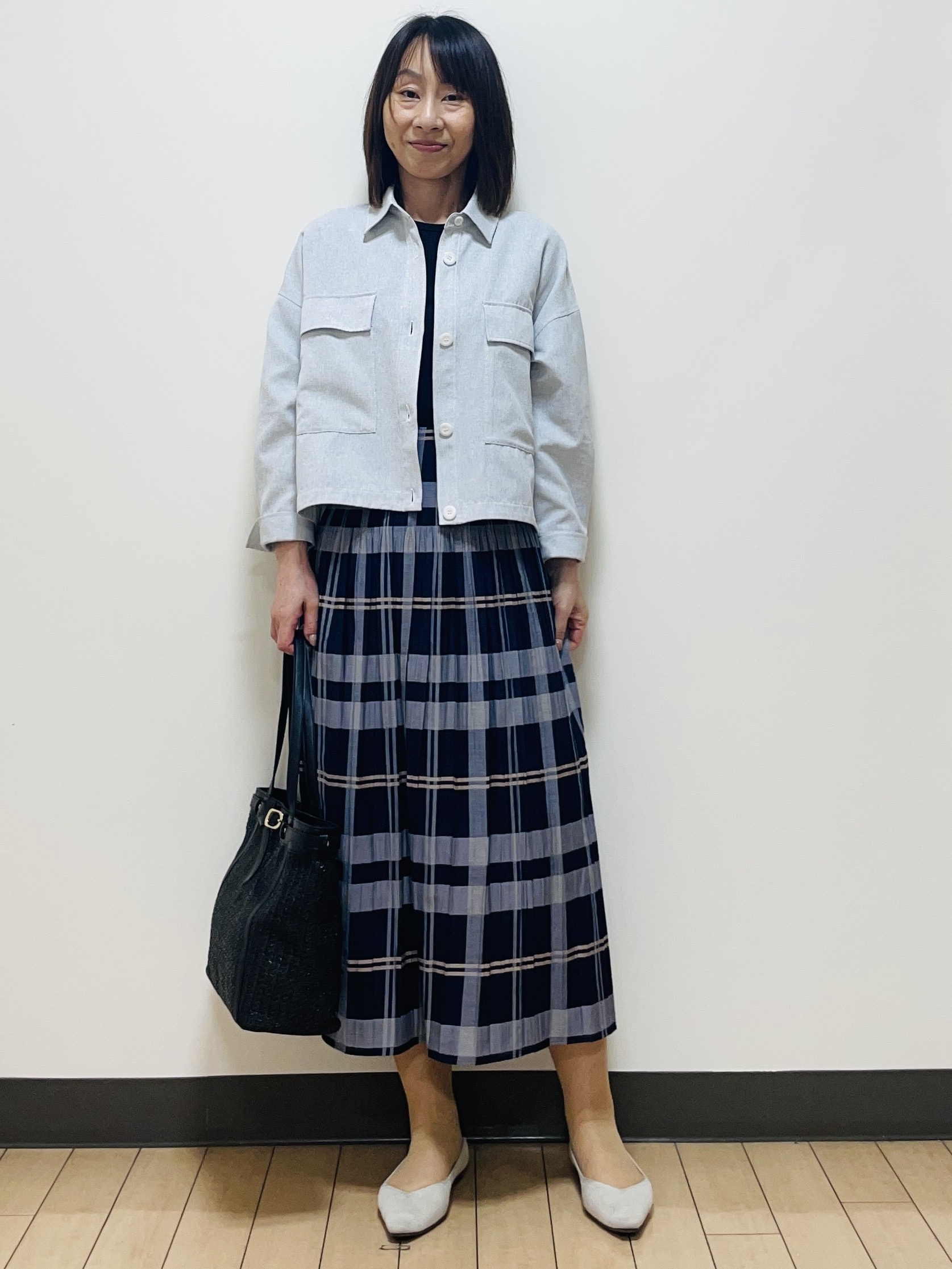 Riiさんの「Reflect｜【インナーにおすすめ◎】クルーネックストレッチリブトップス」を使ったコーディネート