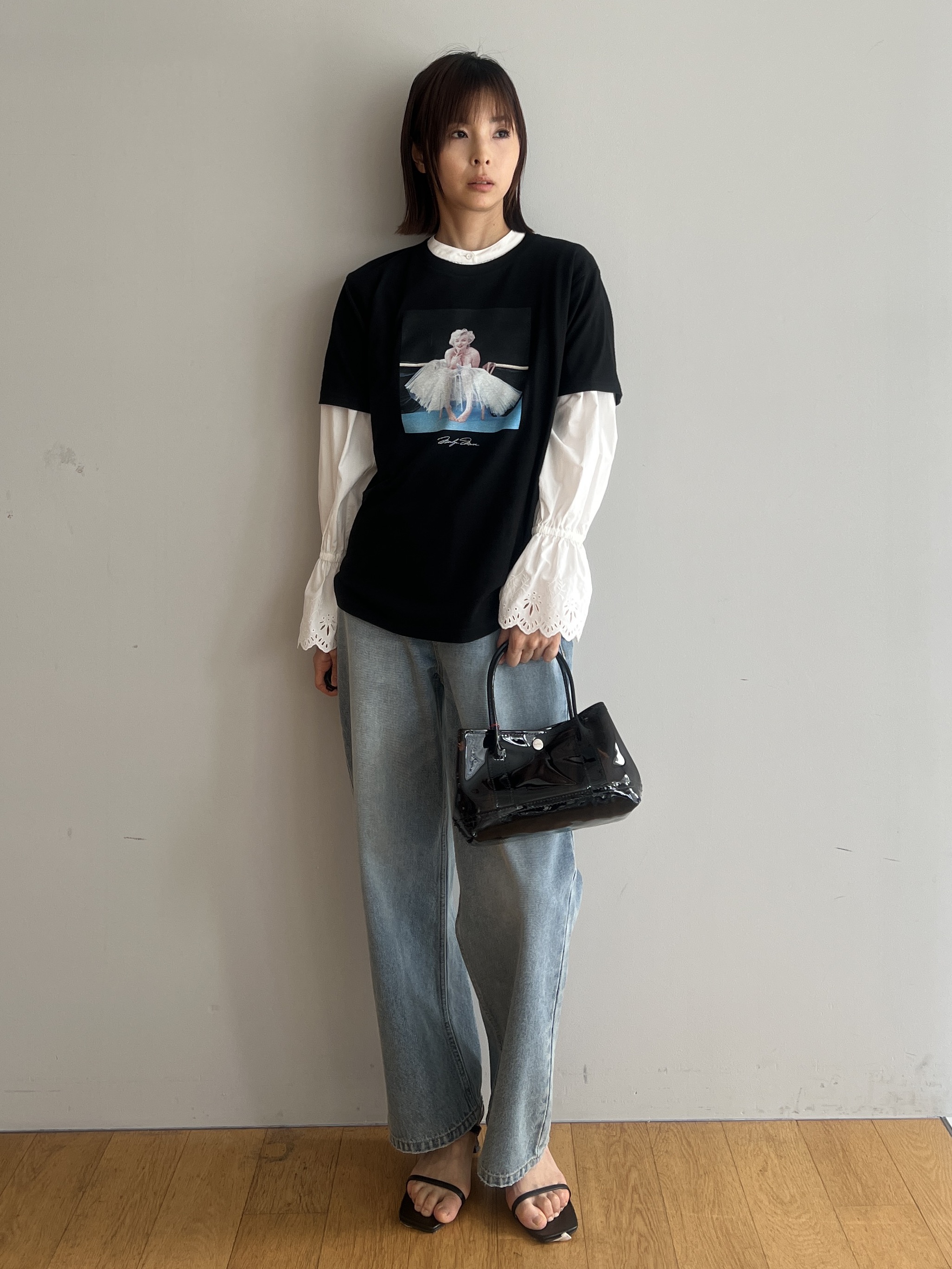 misaさんの「DRESSTERIOR｜【別注】マリリンモンロー/アートフォトT」を使ったコーディネート