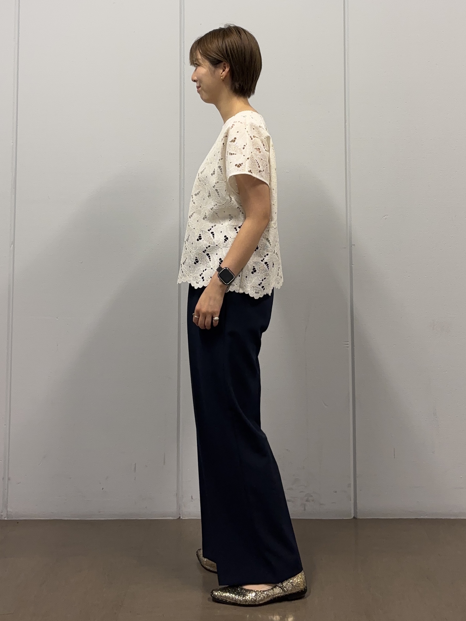 tsujiさんの「UNTITLED｜【セットアップ可/品のある透け感】リーフレースブラウス」を使ったコーディネート