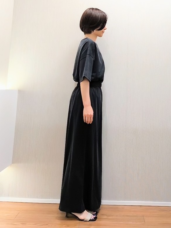 ミズタさんの「UNTITLED｜【きれいめTシャツ/セットアップ可】ヴィンテージライクプルオーバー」を使ったコーディネート