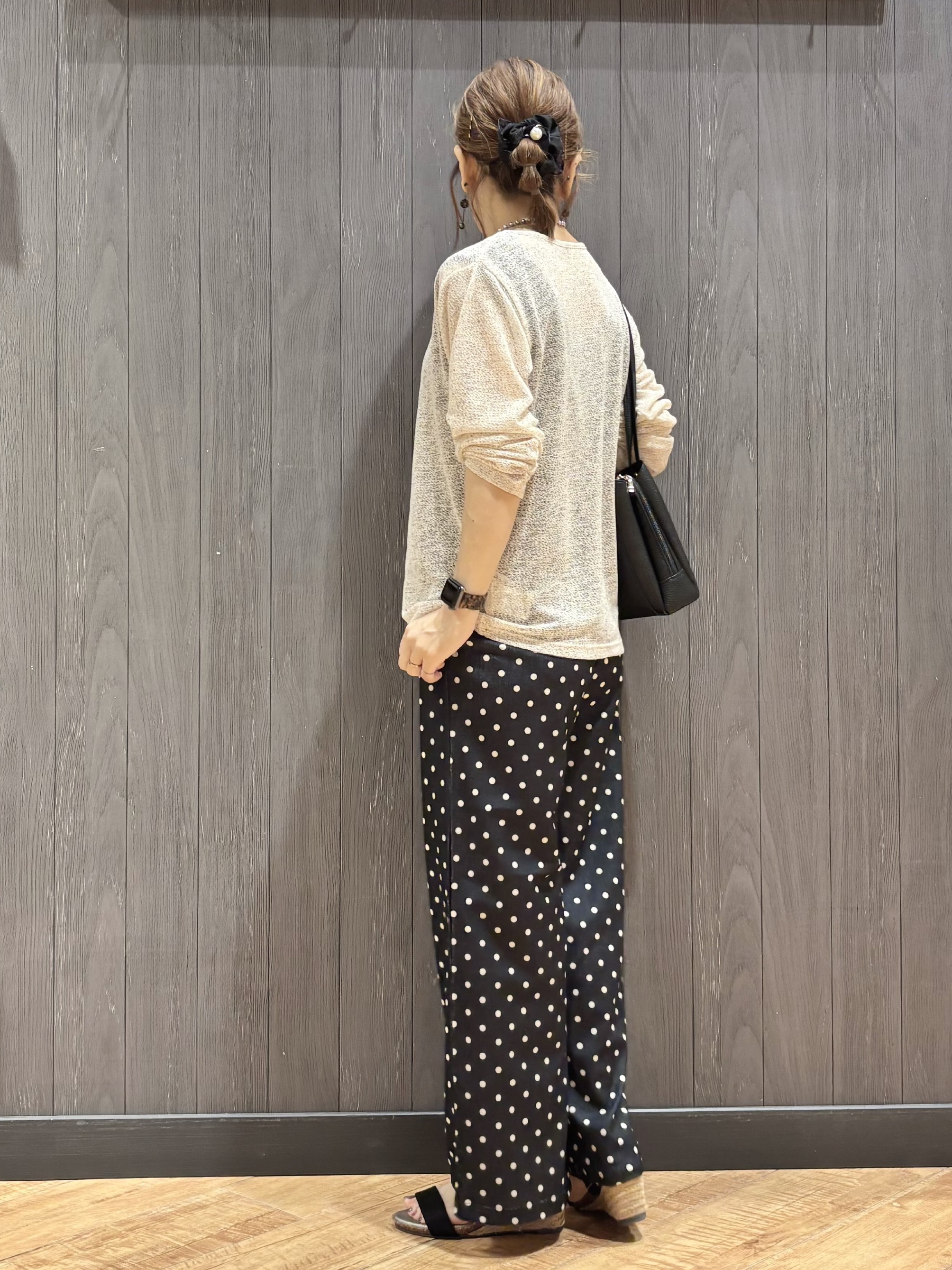 meiさんの「SHOO･LA･RUE｜メランジ調ニットソーシアーカーディガン」を使ったコーディネート