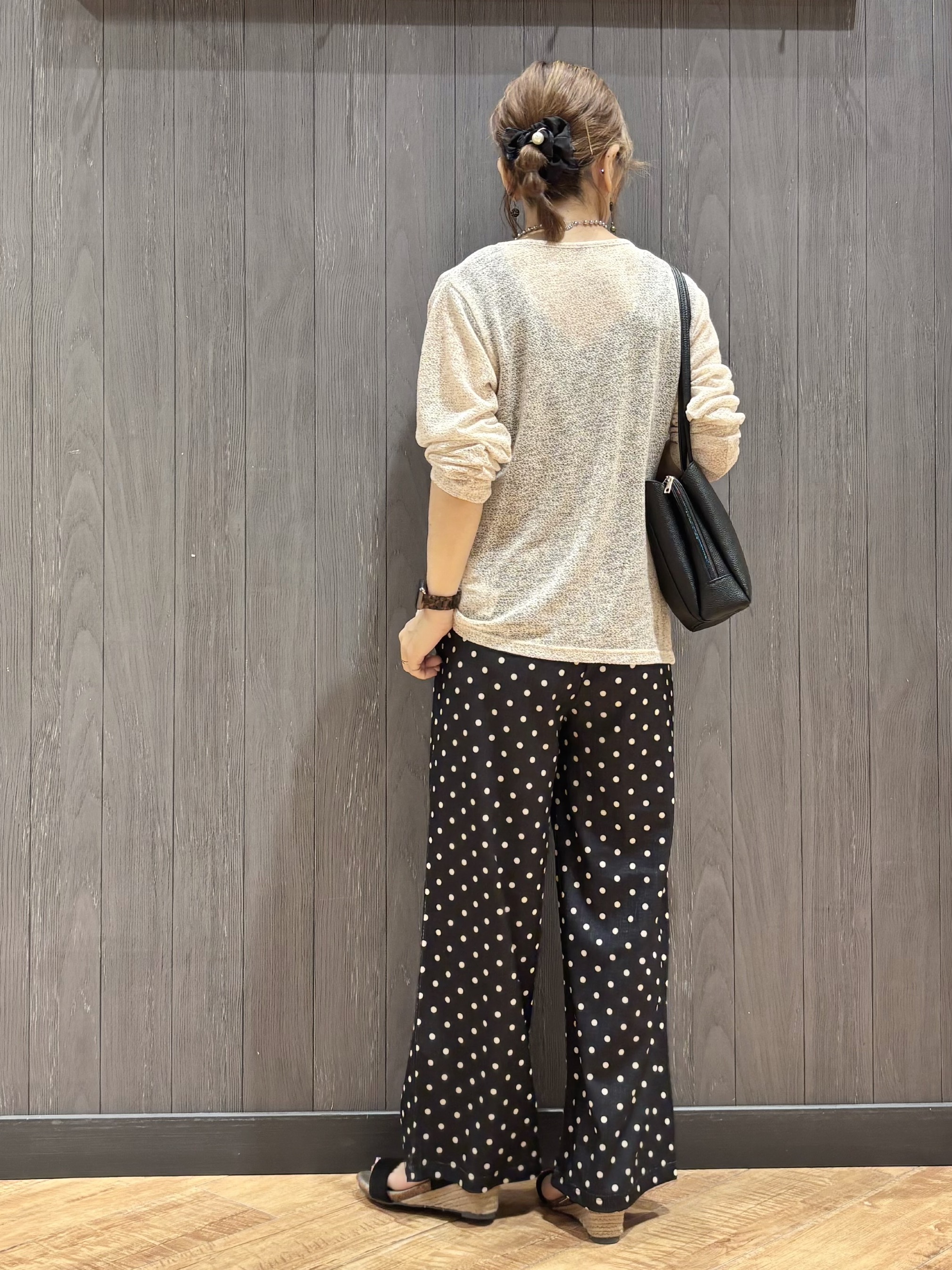meiさんの「SHOO･LA･RUE｜メランジ調ニットソーシアーカーディガン」を使ったコーディネート