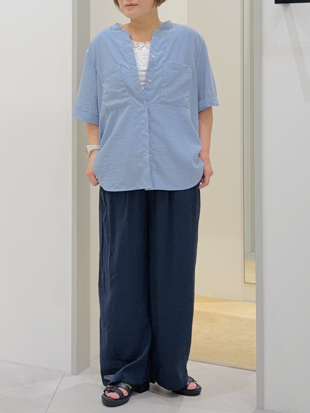タナさんの「THE SHOP TK｜【M-XL/秋始めにちょうどいい】細見え5分袖Wポケットシャツ」を使ったコーディネート