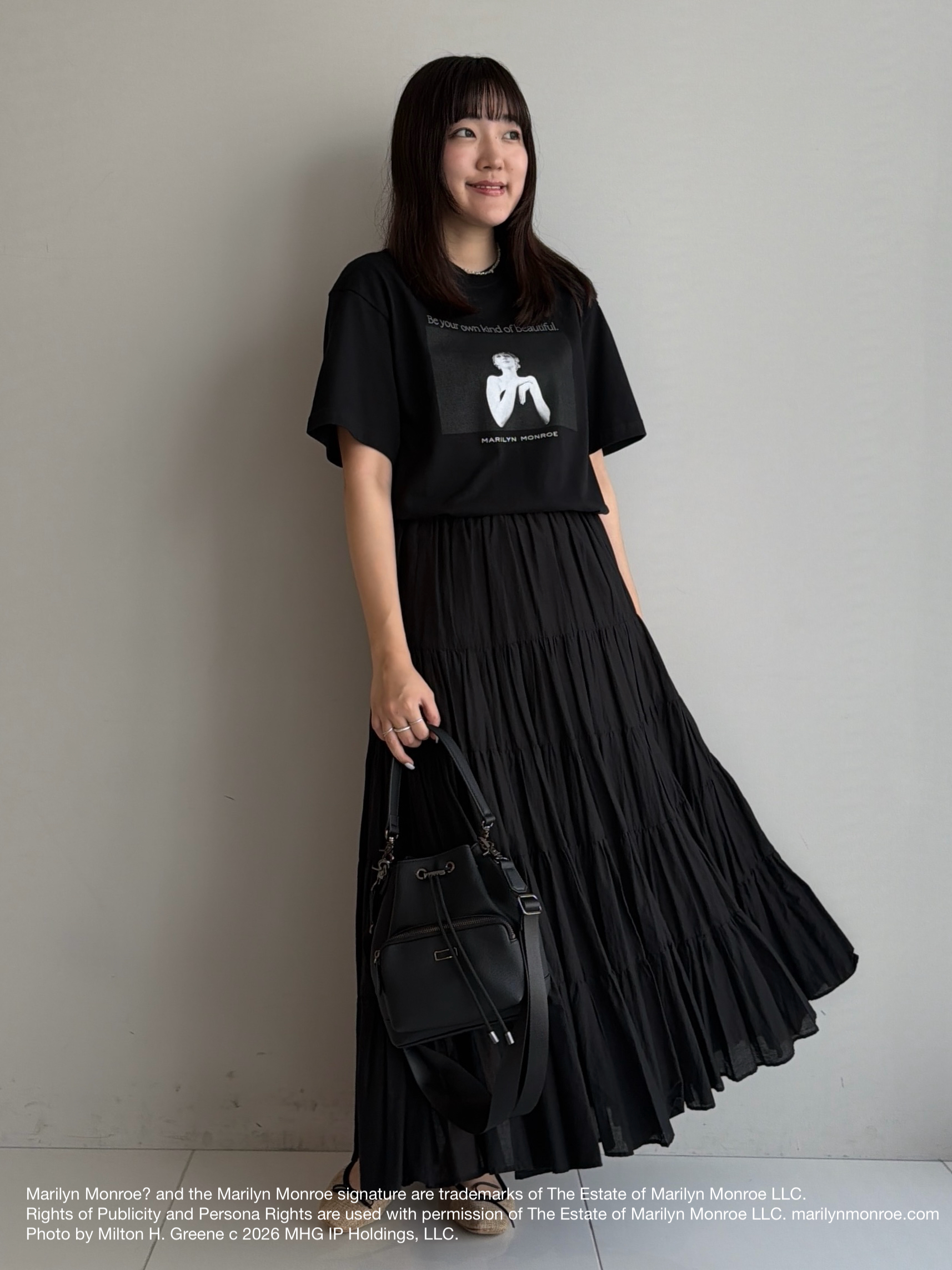 Akutagawaさんの「TAKEO KIKUCHI｜【別注】マリリン・モンロー/フォトTシャツ」を使ったコーディネート