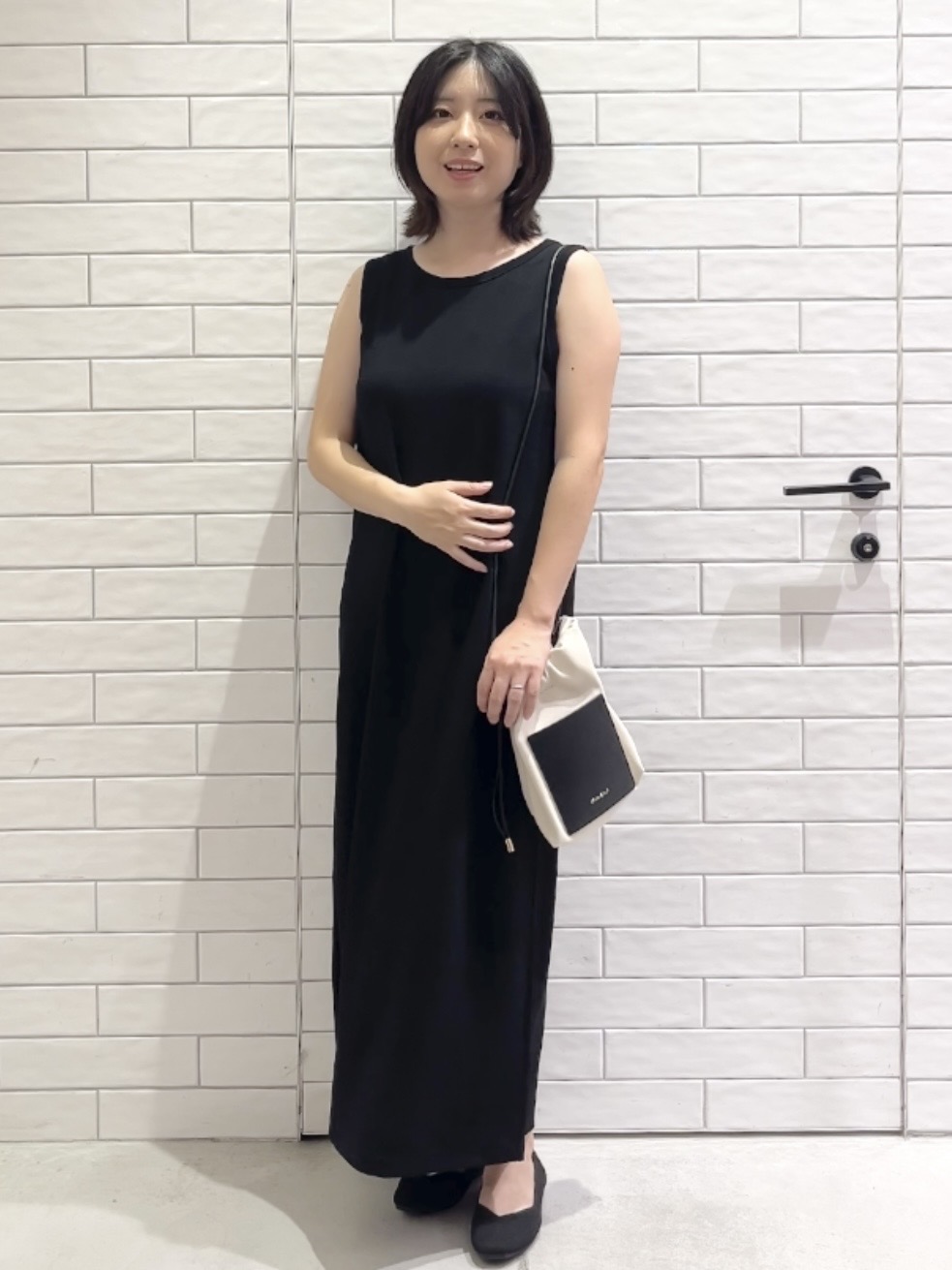 しおりさんの「OPAQUE.CLIP｜【接触冷感】カットソーワンピース《洗濯機OK》」を使ったコーディネート