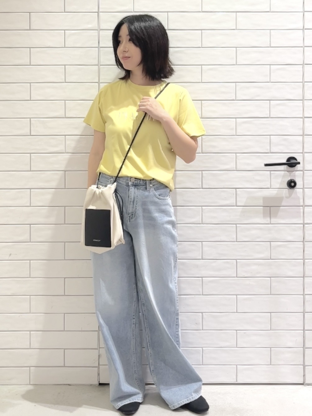 しおりさんの「OPAQUE.CLIP｜ストレッチバギーデニム【洗濯機洗い可】《SS～LL》」を使ったコーディネート