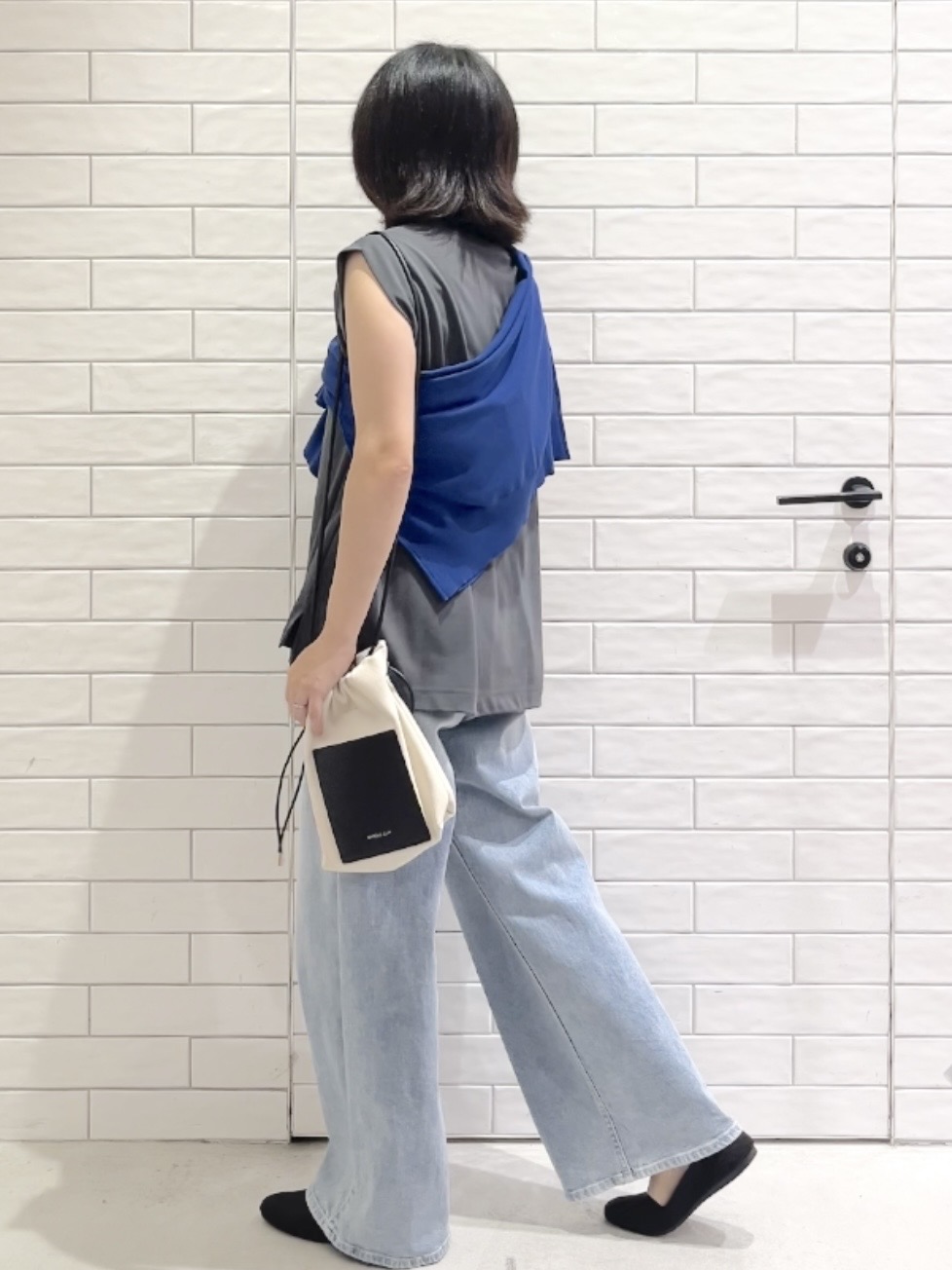 しおりさんの「OPAQUE.CLIP｜ポロ衿ニットカーディガン【洗濯機OK】」を使ったコーディネート