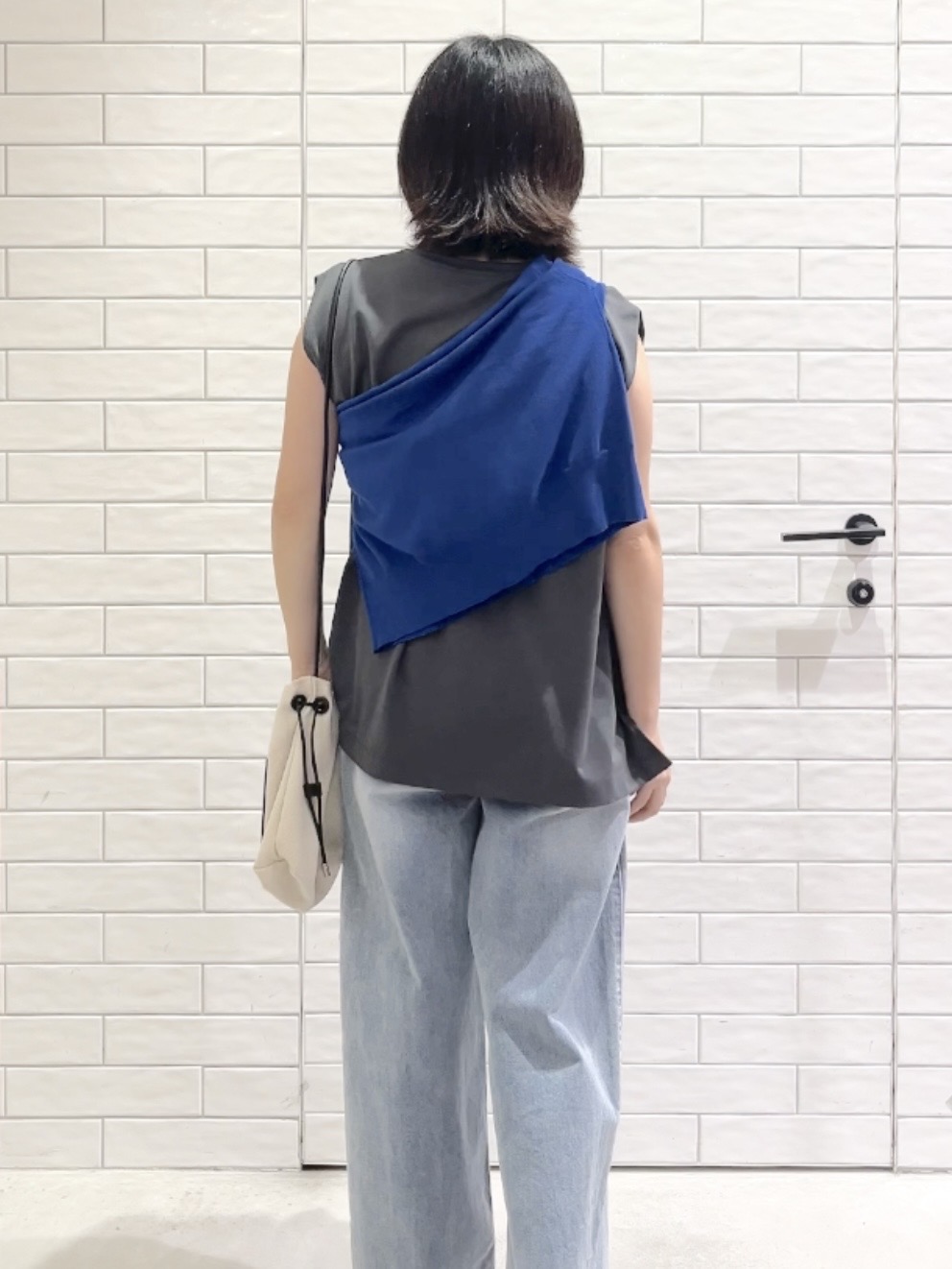 しおりさんの「OPAQUE.CLIP｜ポロ衿ニットカーディガン【洗濯機OK】」を使ったコーディネート