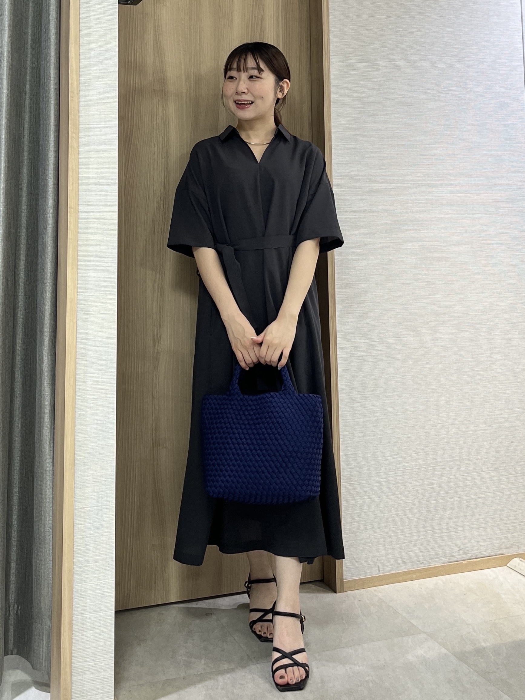 KAHOさんの「UNTITLED｜【初秋も活躍/UVカット/接触冷感】エアリークールワンピース」を使ったコーディネート
