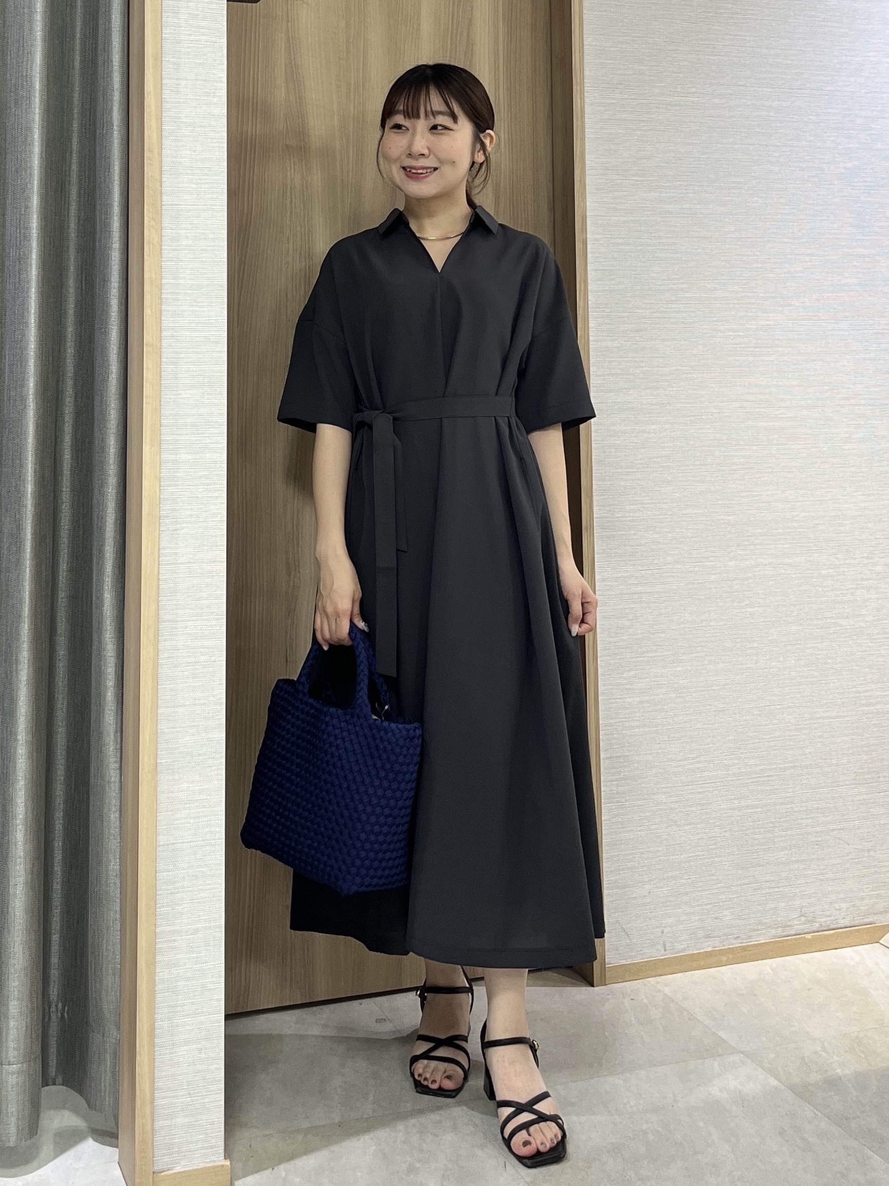 KAHOさんの「UNTITLED｜【初秋も活躍/UVカット/接触冷感】エアリークールワンピース」を使ったコーディネート