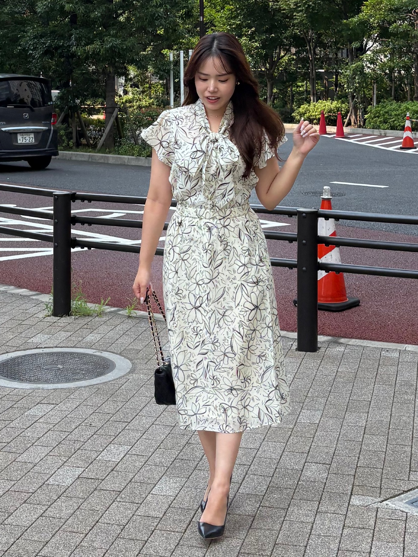 MISAKIさんの「COUP DE CHANCE｜【手洗い可／日本製】フラワーリボンブラウス」を使ったコーディネート