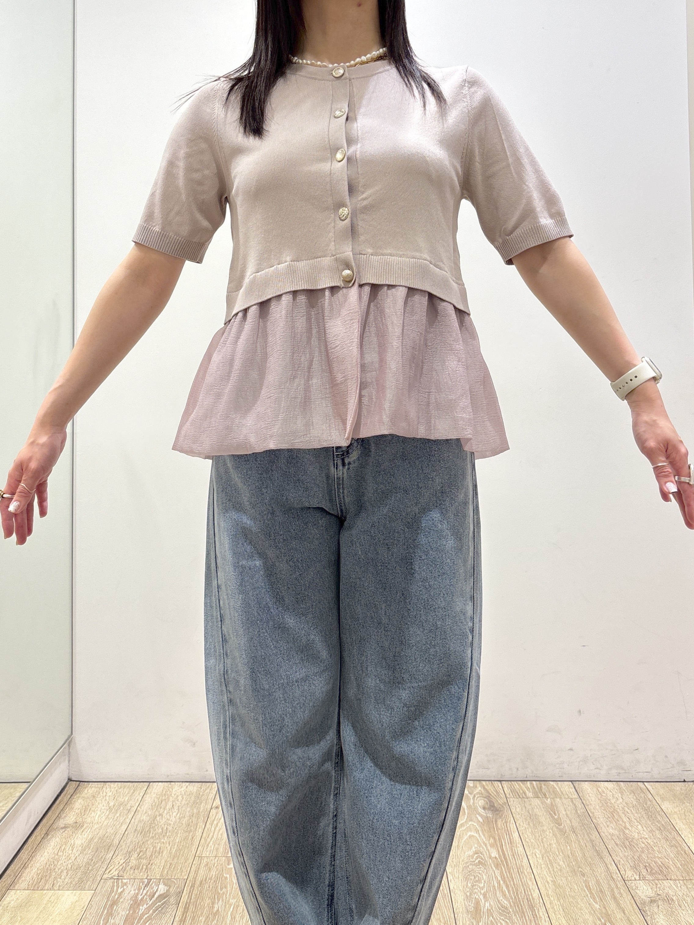 mameさんの「index｜ペプラムレイヤードカーディガン【洗濯機OK】」を使ったコーディネート